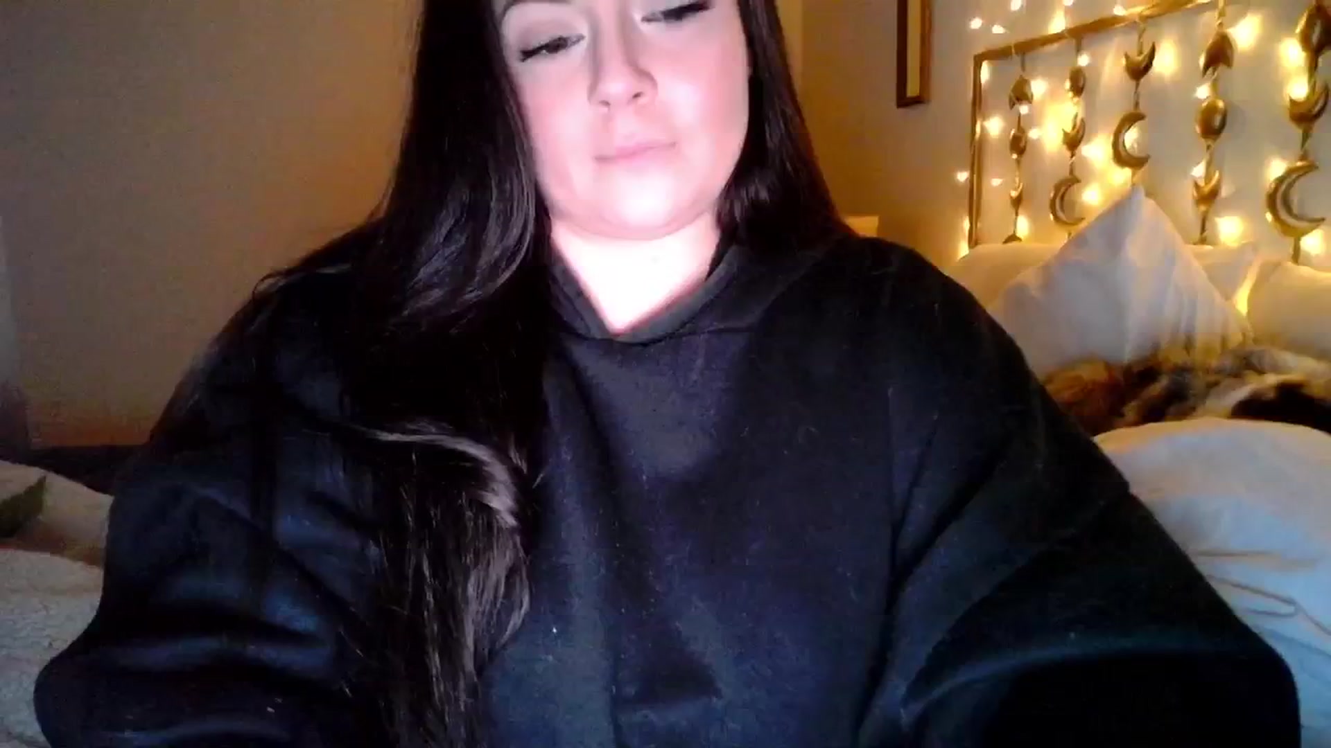 Gallery image thumbnail from TitsMcgeee's myfreecams stream on, 01/26/2024, 22:31 image 12 of 20