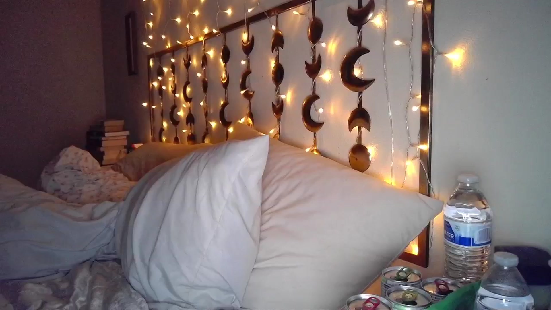 Gallery image thumbnail from TitsMcgeee's myfreecams stream on, 02/17/2024, 03:11 image 4 of 20