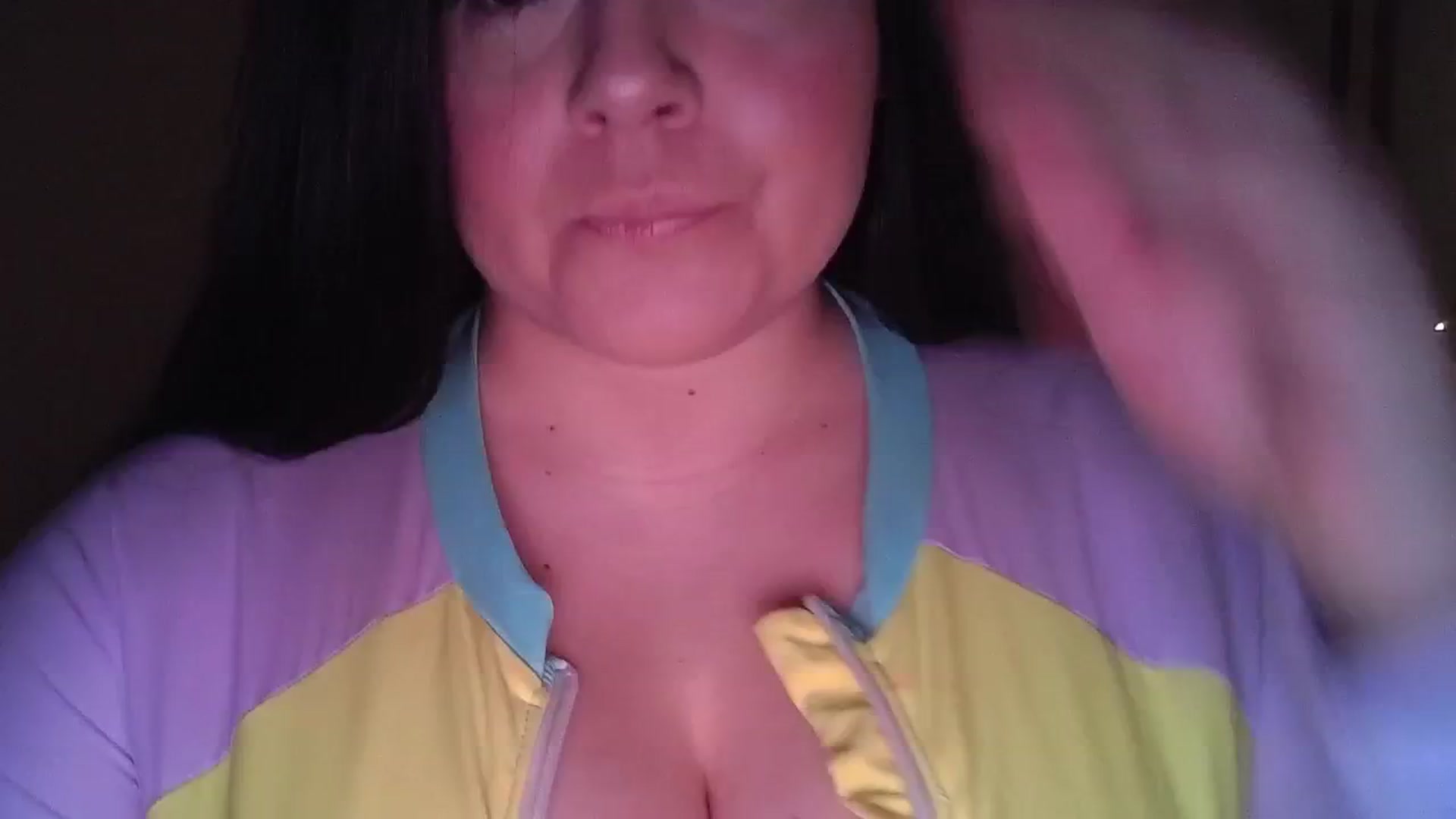 Gallery image thumbnail from TitsMcgeee's myfreecams stream on, 04/16/2024, 24:09 image 1 of 20