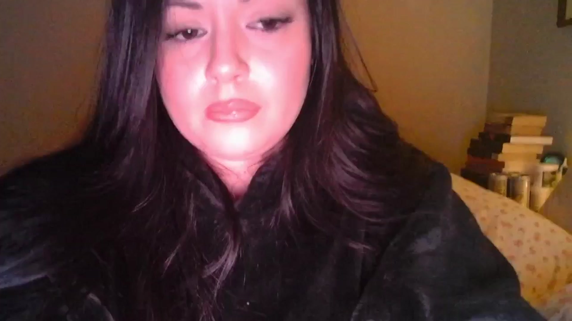 Gallery image thumbnail from TitsMcgeee's myfreecams stream on, 04/21/2024, 06:08 image 3 of 20