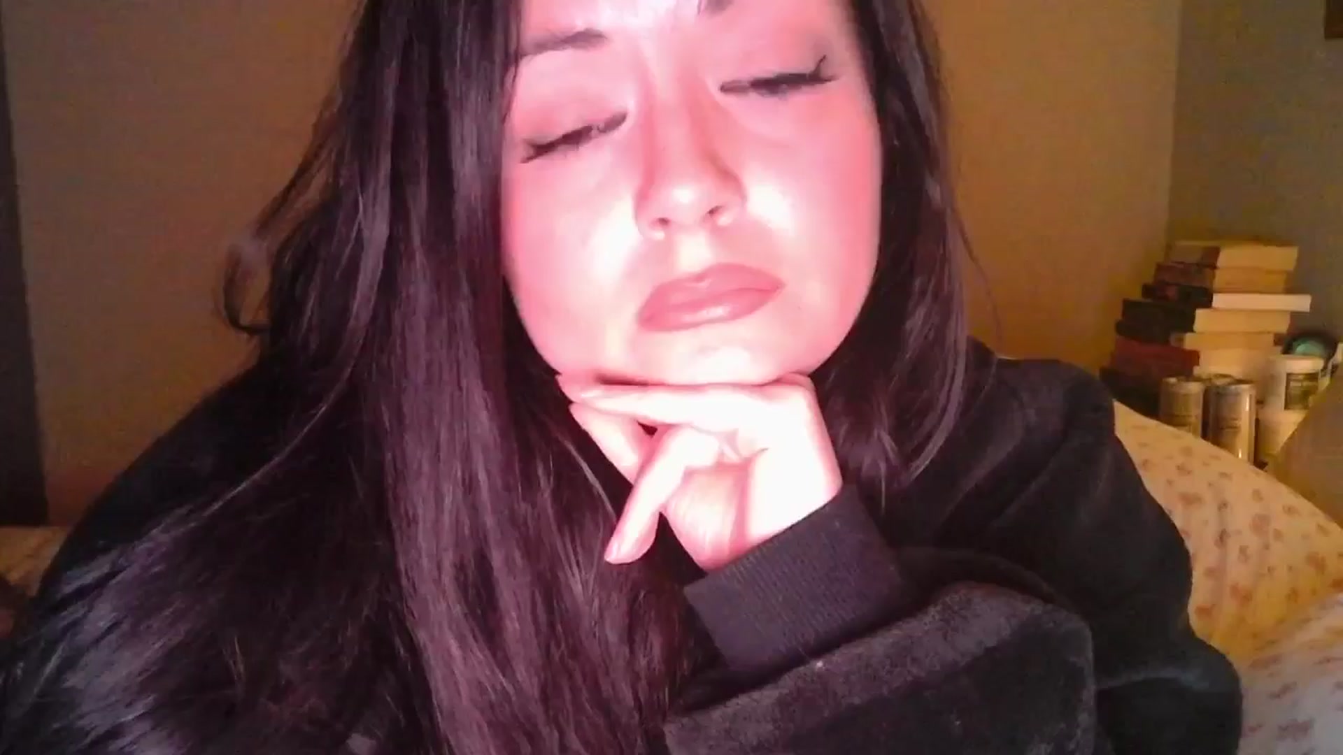 Gallery image thumbnail from TitsMcgeee's myfreecams stream on, 04/21/2024, 06:08 image 20 of 20