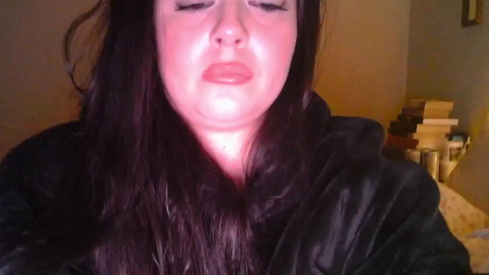 Gallery image thumbnail from TitsMcgeee's myfreecams stream on, 04/21/2024, 06:08 image 17 of 20