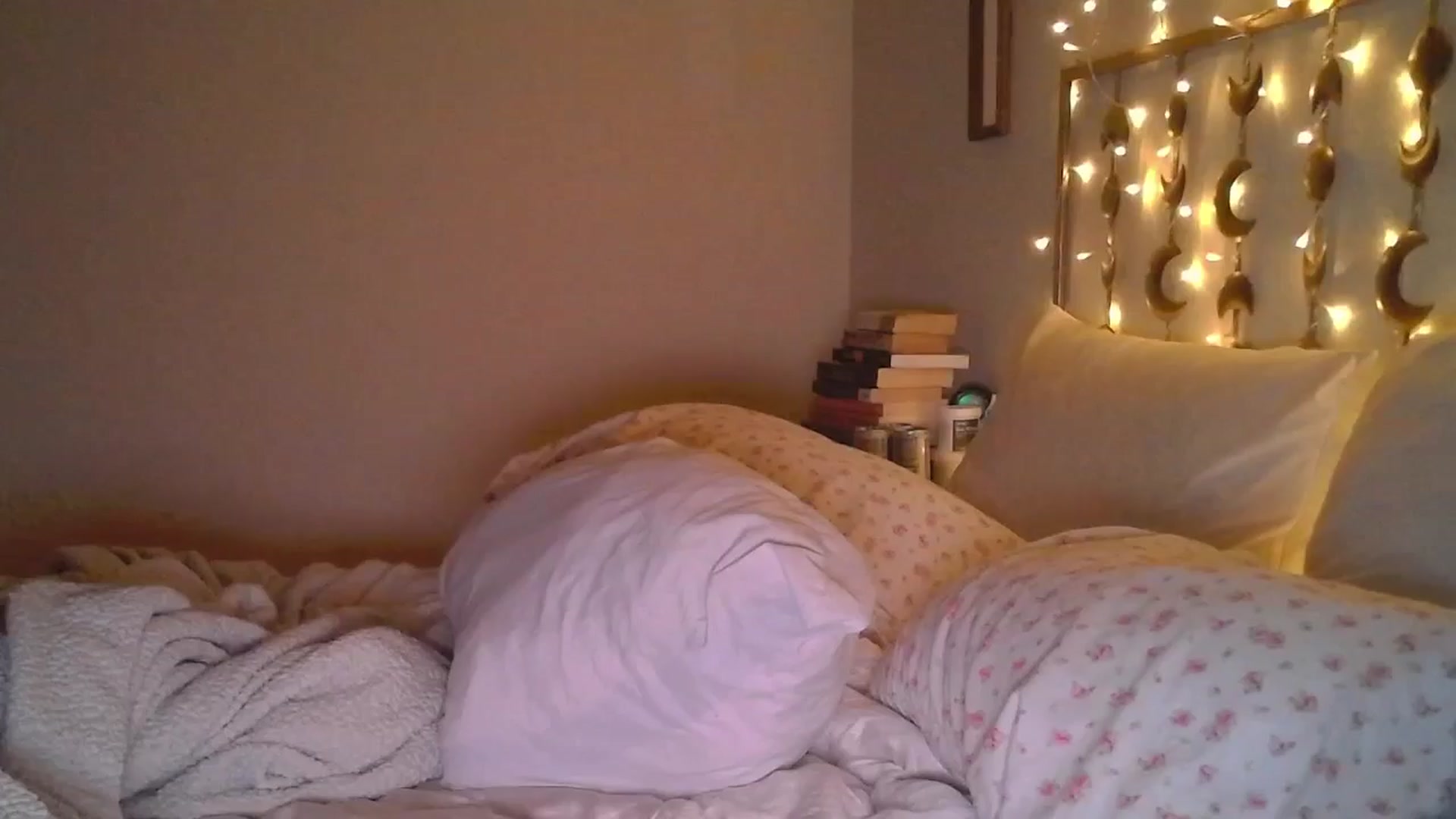 Gallery image thumbnail from TitsMcgeee's myfreecams stream on, 04/21/2024, 06:08 image 5 of 20