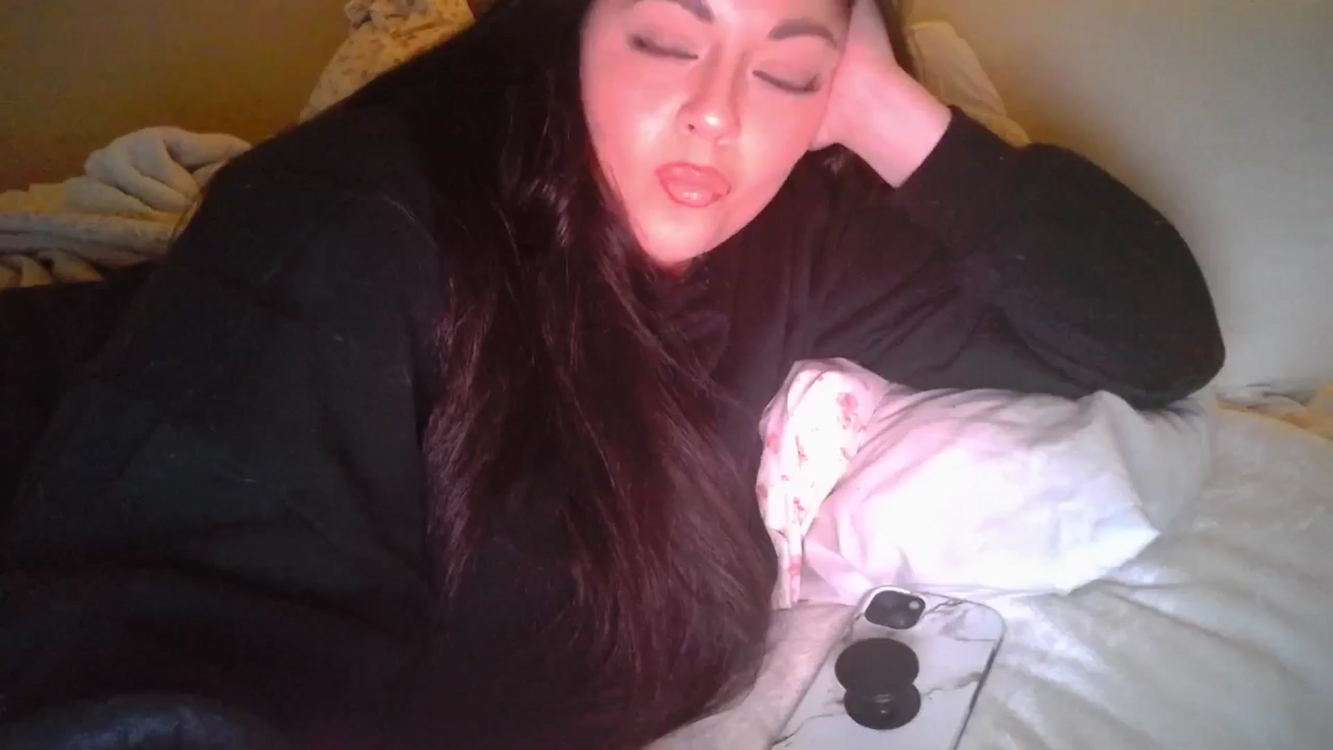 Gallery image thumbnail from TitsMcgeee's myfreecams stream on, 05/09/2024, 23:06 image 14 of 20