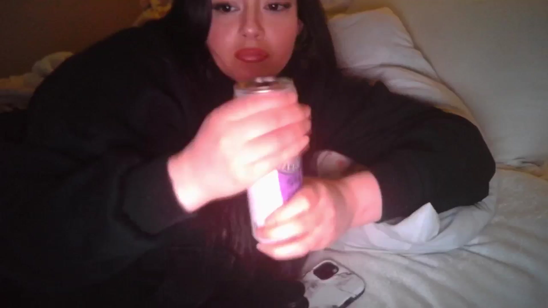 Gallery image thumbnail from TitsMcgeee's myfreecams stream on, 05/09/2024, 23:06 image 16 of 20