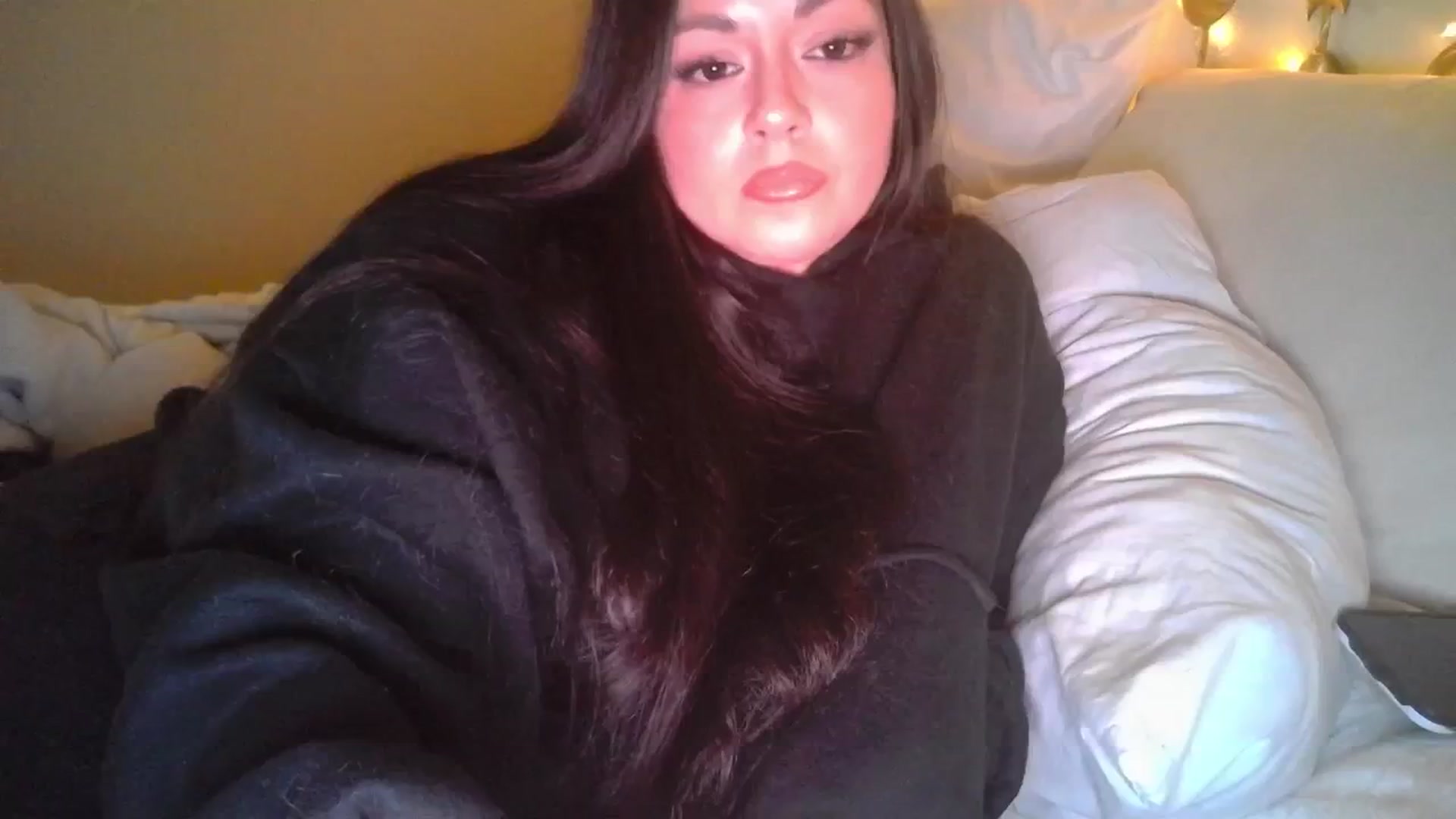 Gallery image thumbnail from TitsMcgeee's myfreecams stream on, 05/09/2024, 23:06 image 20 of 20