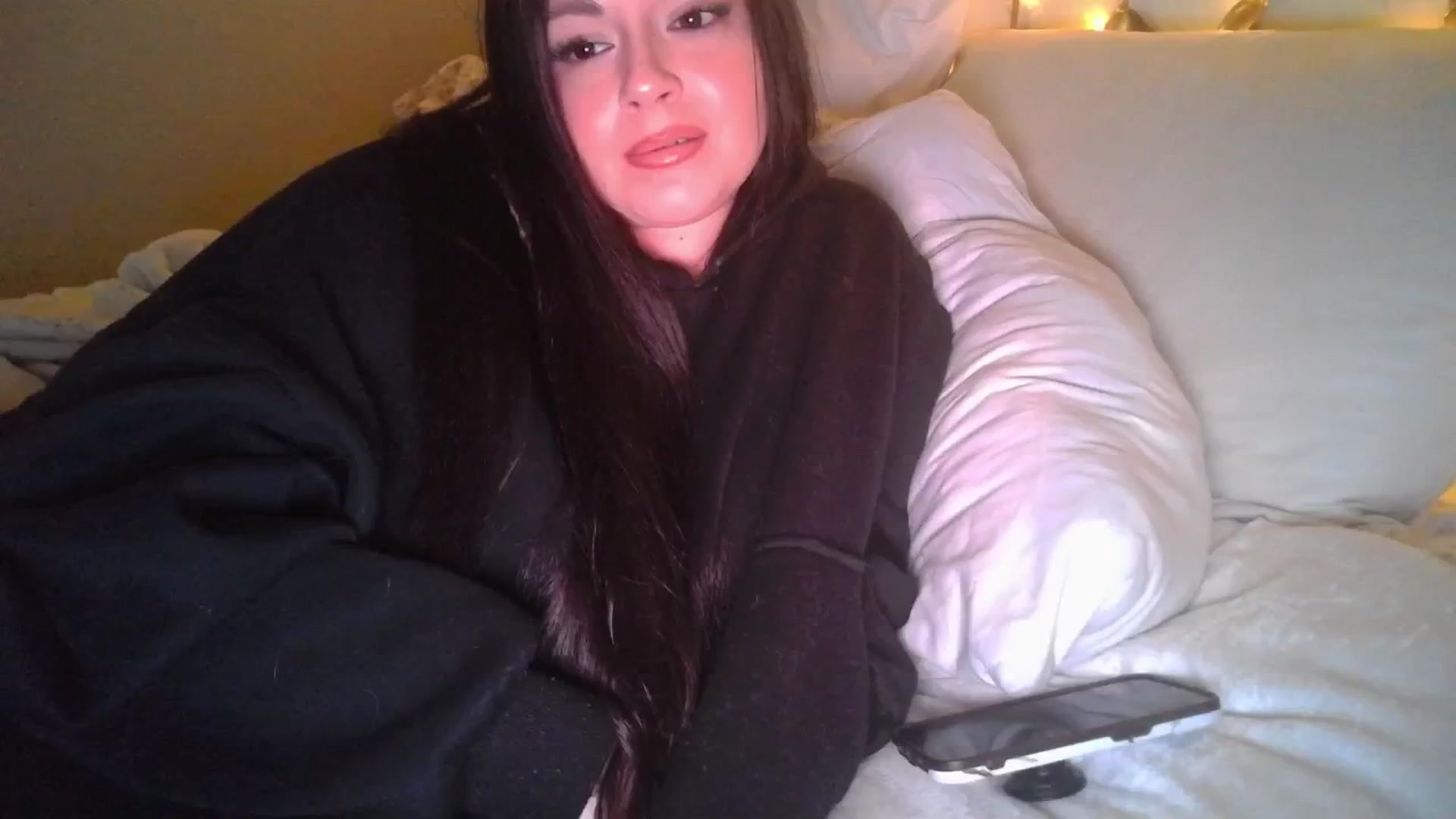 Gallery image thumbnail from TitsMcgeee's myfreecams stream on, 05/09/2024, 23:06 image 13 of 20