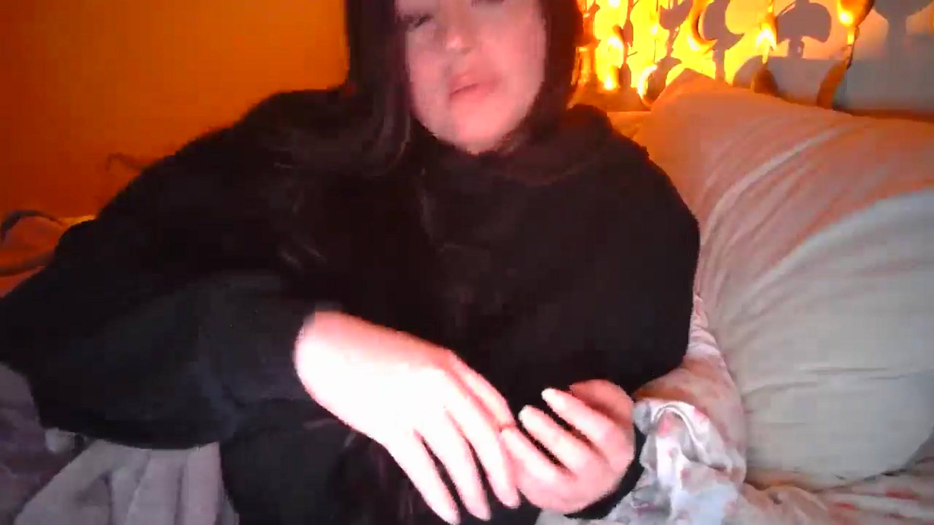 Gallery image thumbnail from TitsMcgeee's myfreecams stream on, 07/02/2024, 03:56 image 16 of 20