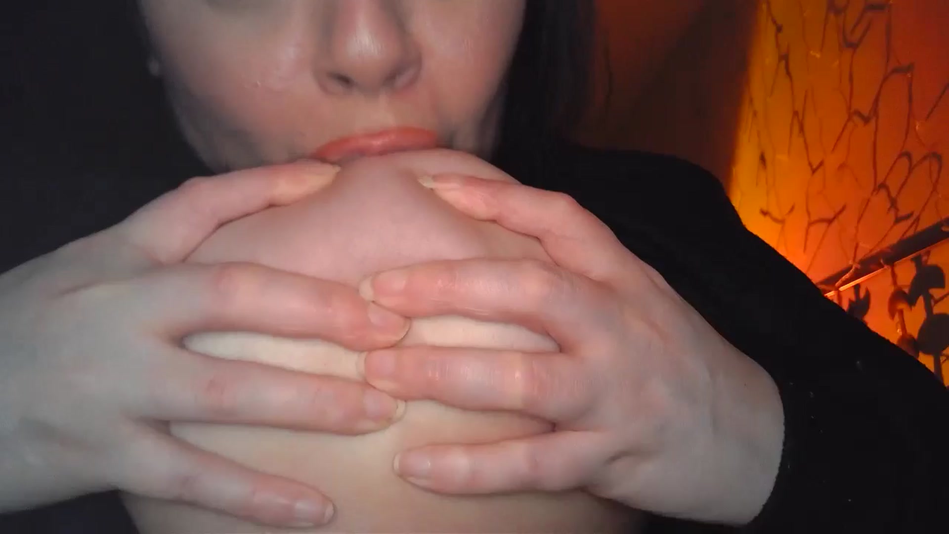 Gallery image thumbnail from TitsMcgeee's myfreecams stream on, 07/02/2024, 03:56 image 19 of 20