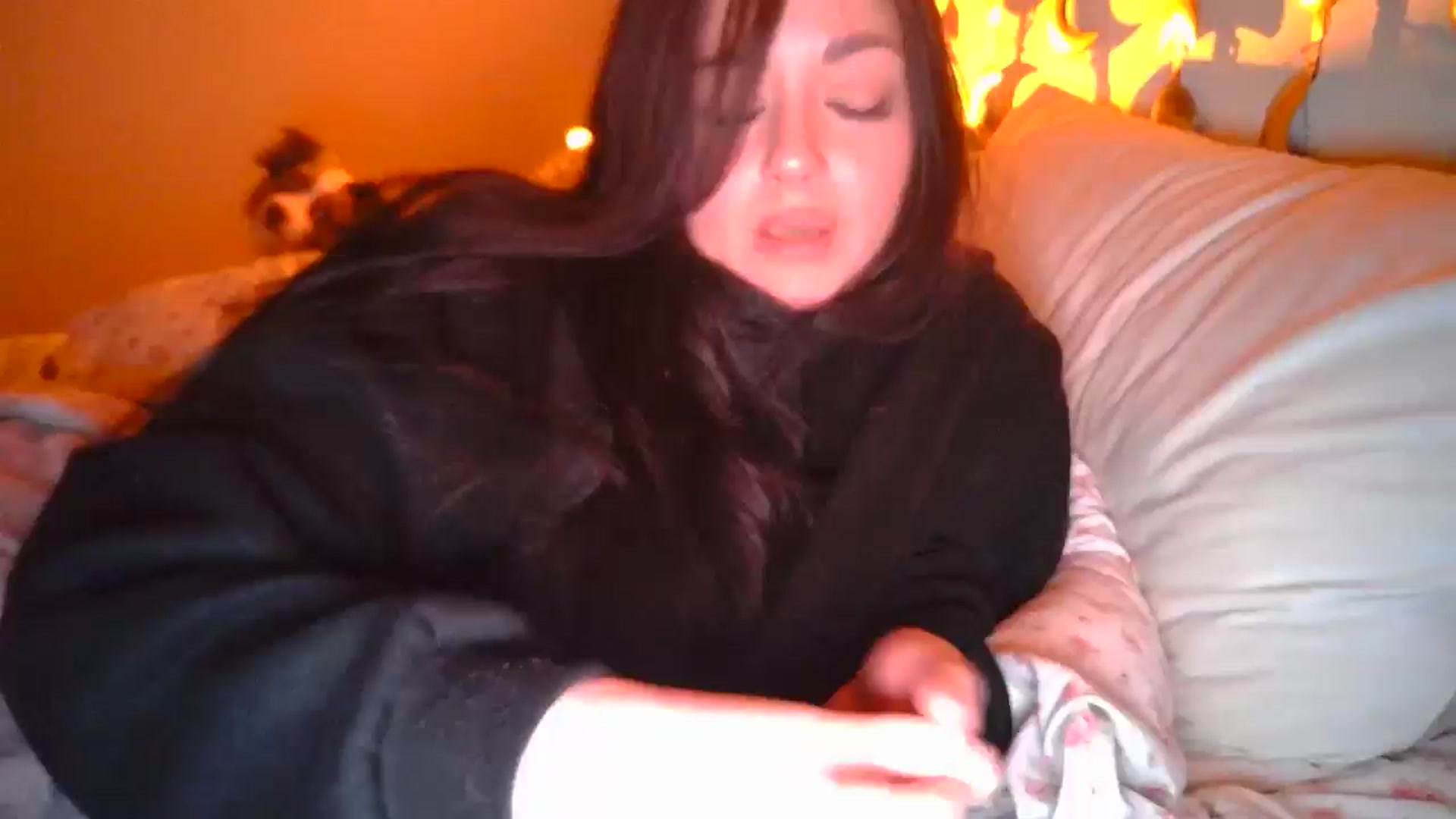 Gallery image thumbnail from TitsMcgeee's myfreecams stream on, 07/02/2024, 03:56 image 17 of 20