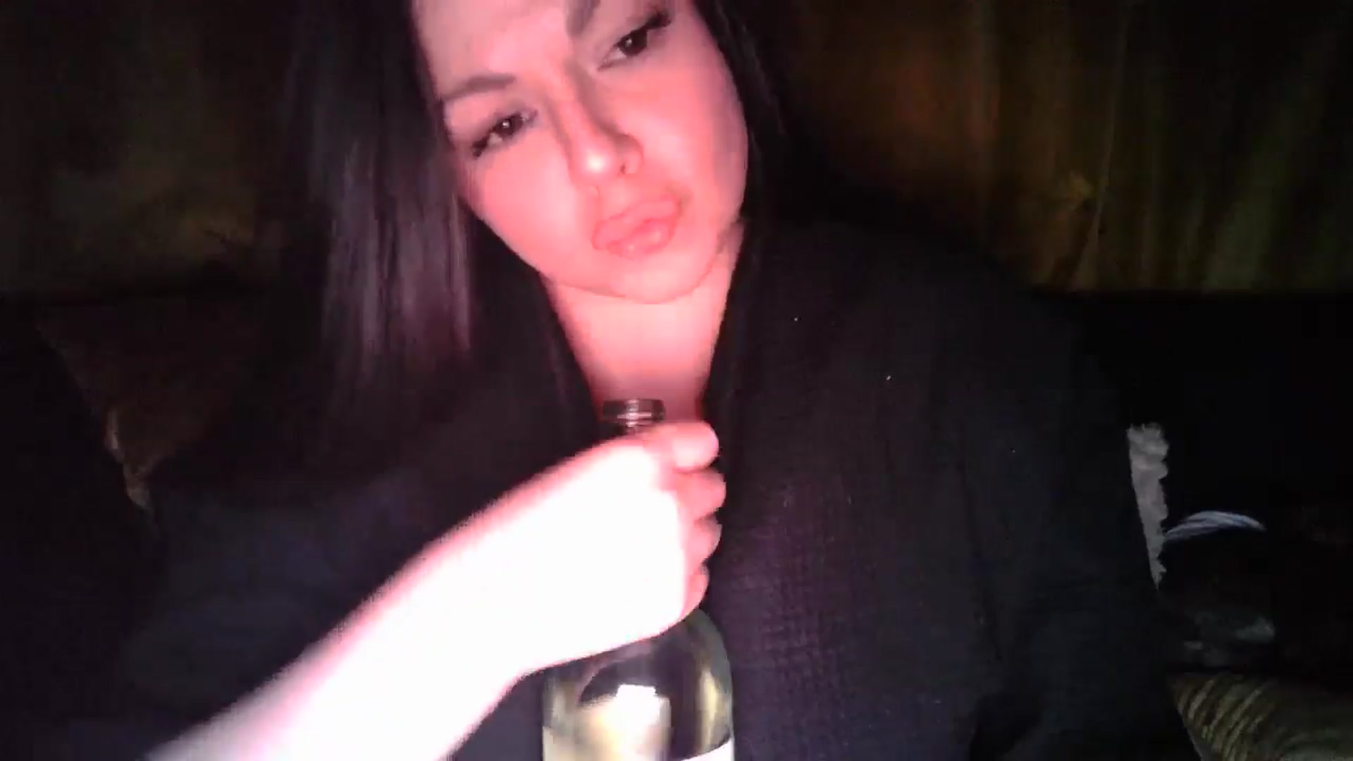 Gallery image thumbnail from TitsMcgeee's myfreecams stream on, 07/11/2024, 10:45 image 15 of 20