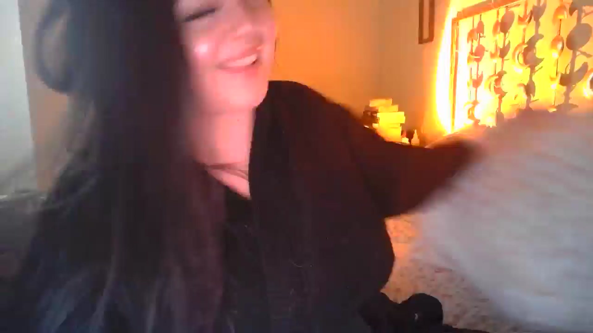 Gallery image thumbnail from TitsMcgeee's myfreecams stream on, 07/14/2024, 17:58 image 20 of 20