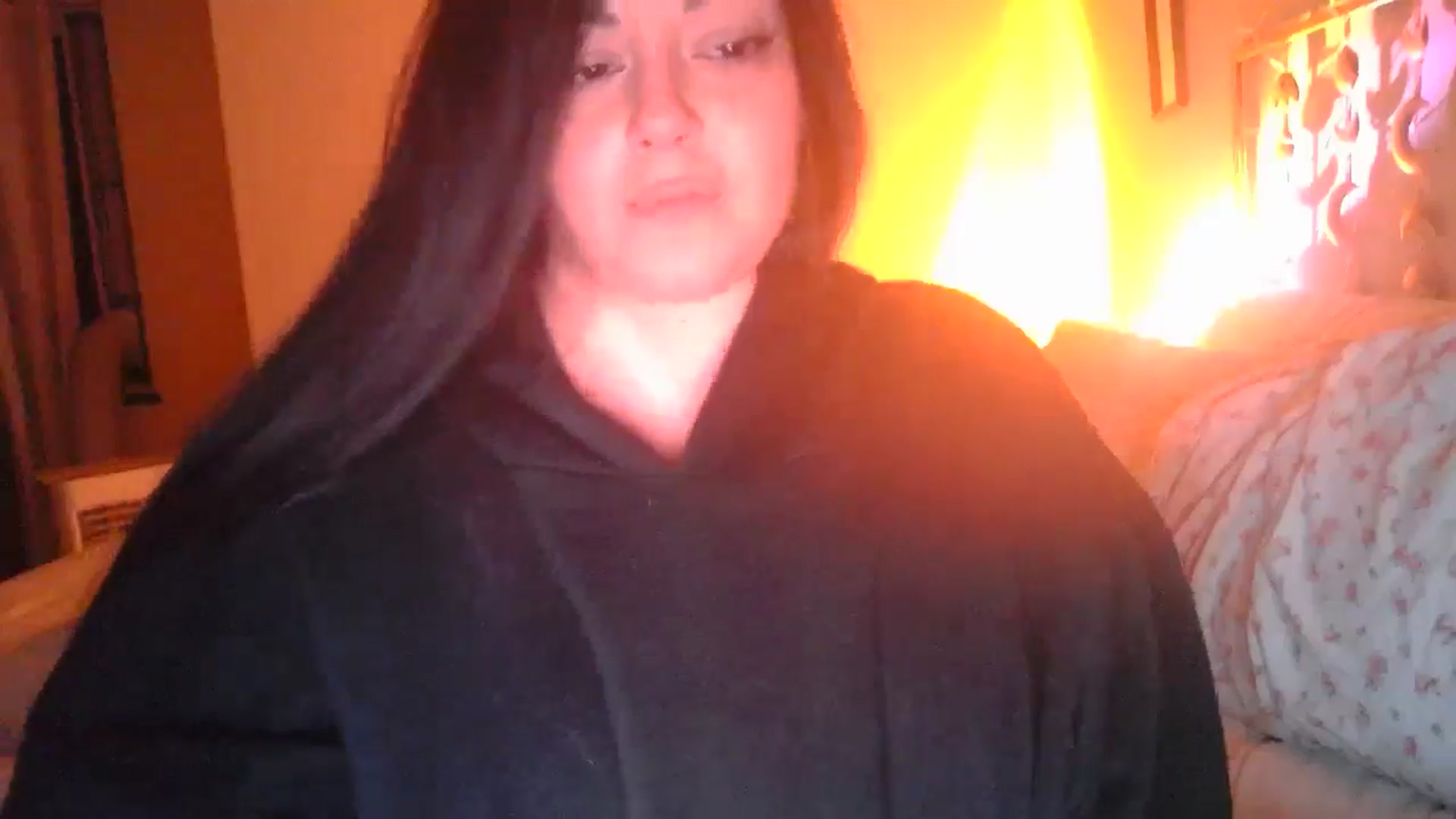 Gallery image thumbnail from TitsMcgeee's myfreecams stream on, 09/29/2024, 06:00 image 18 of 20