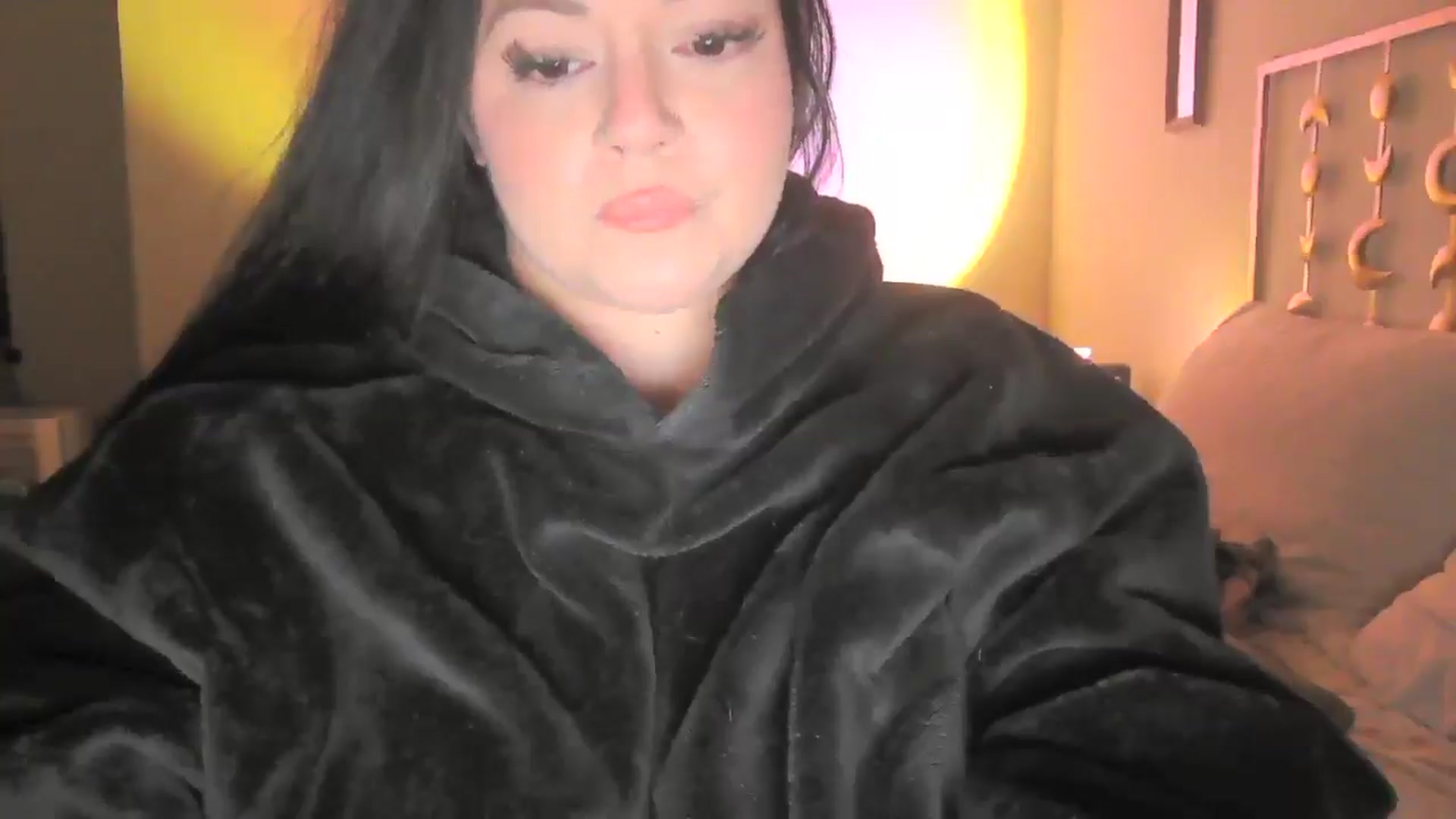 Gallery image thumbnail from TitsMcgeee's myfreecams stream on, 12/09/2024, 03:20 image 9 of 20