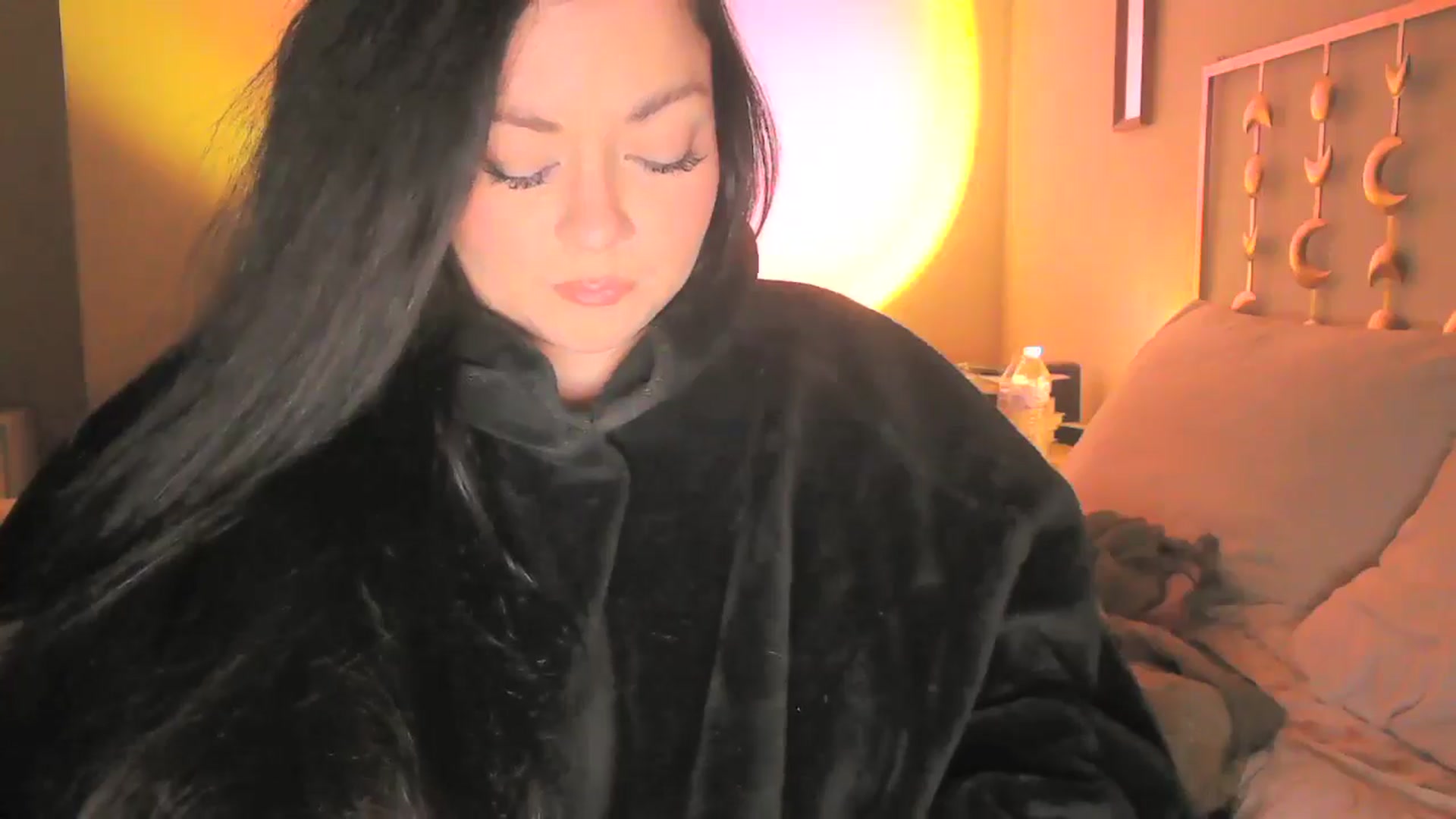 Gallery image thumbnail from TitsMcgeee's myfreecams stream on, 12/09/2024, 03:20 image 13 of 20