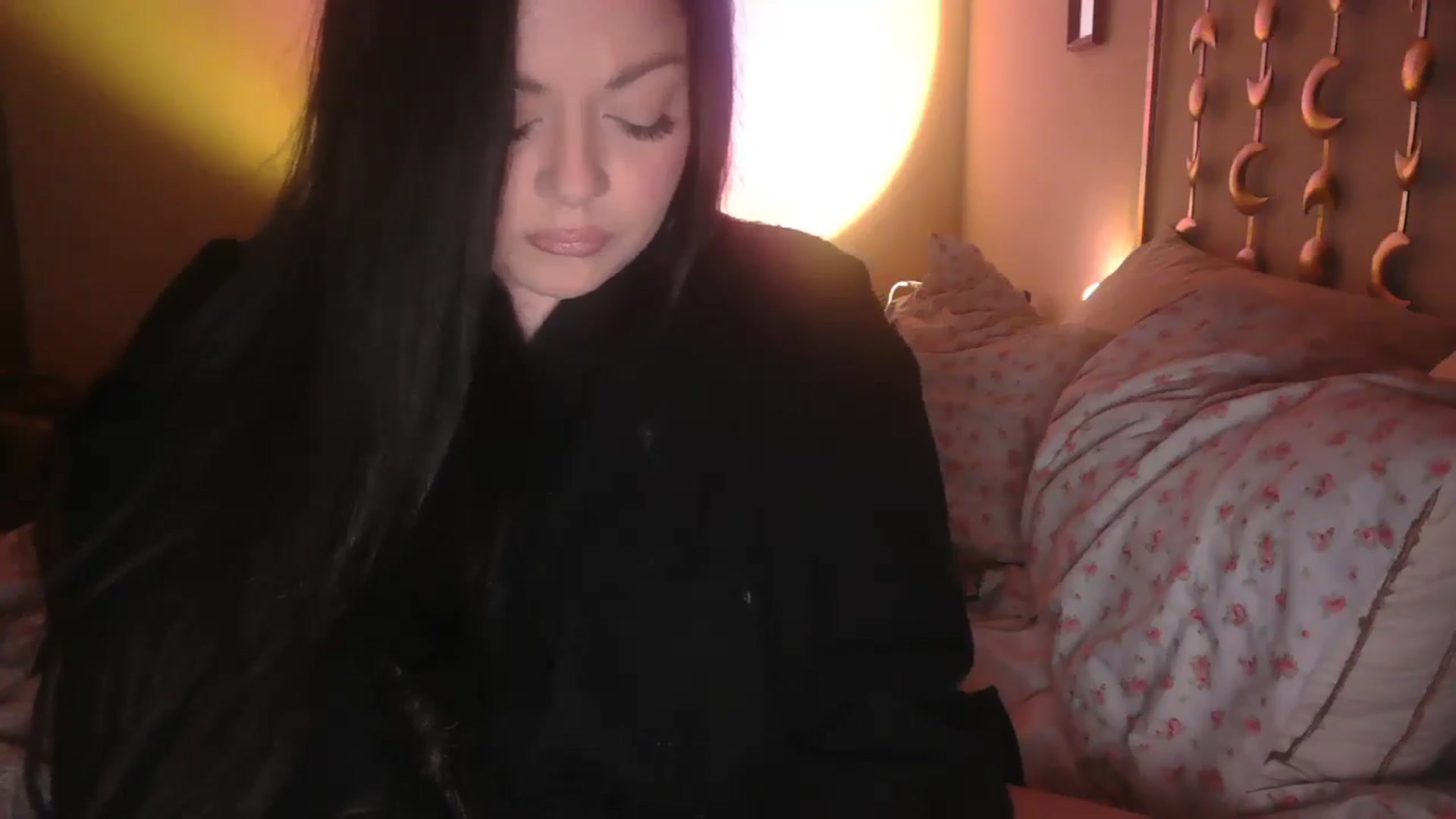 Gallery image thumbnail from TitsMcgeee's myfreecams stream on, 12/17/2024, 09:14 image 4 of 20