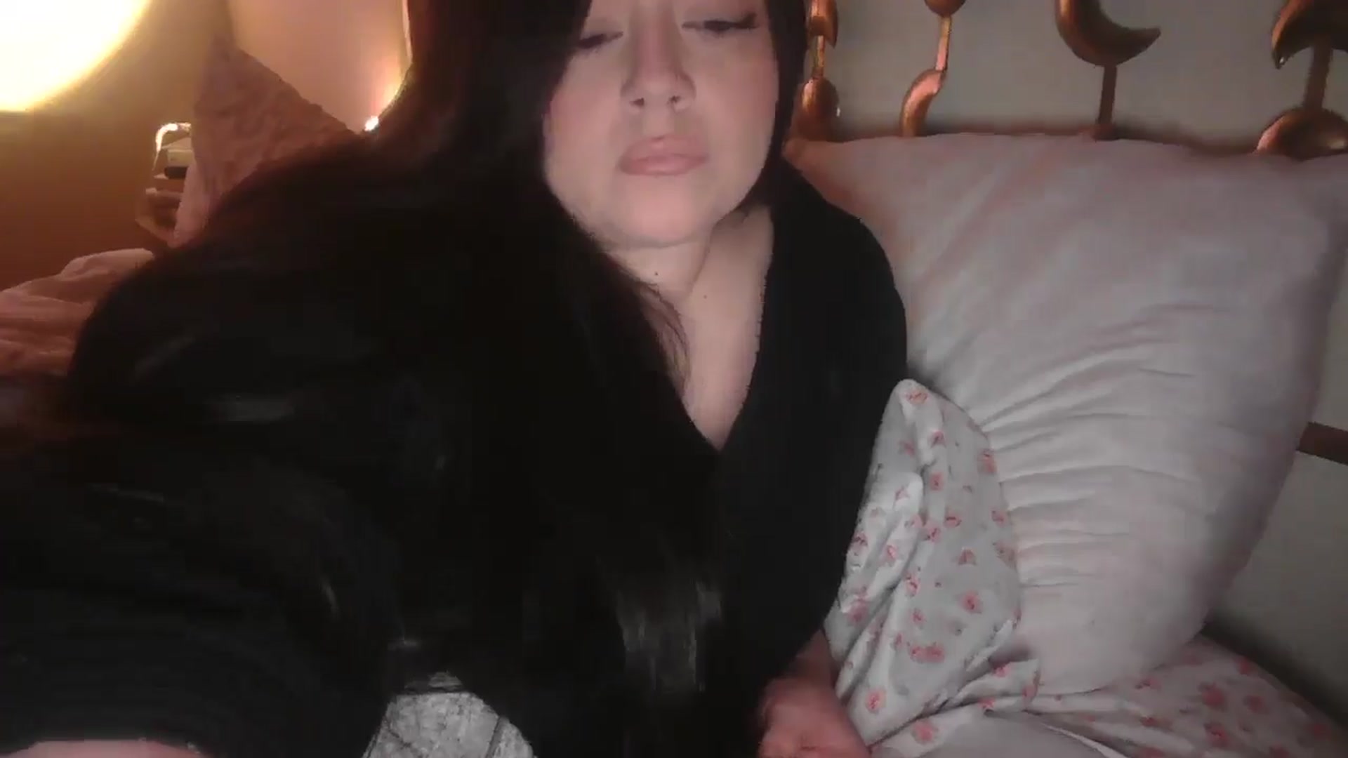 Gallery image thumbnail from TitsMcgeee's myfreecams stream on, 12/17/2024, 09:14 image 19 of 20