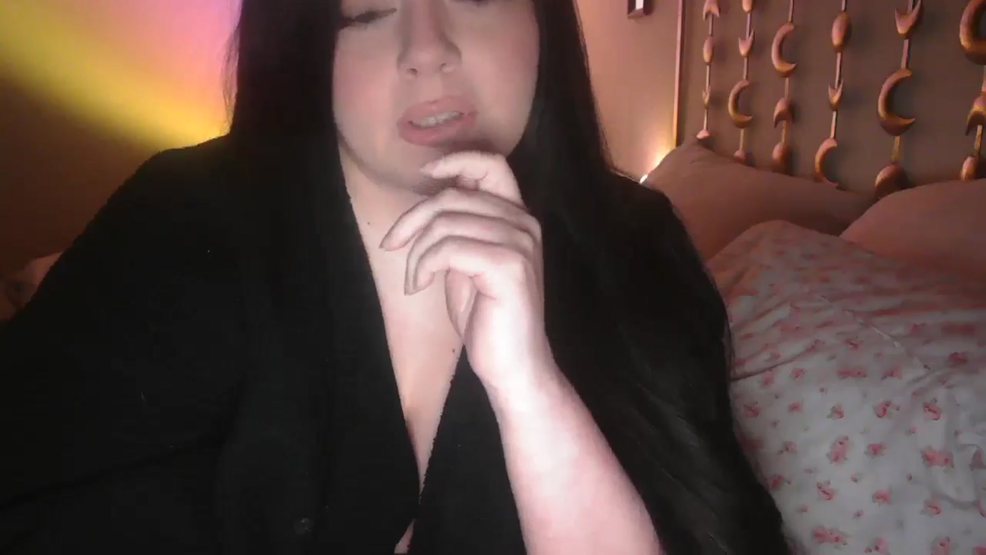 Gallery image thumbnail from TitsMcgeee's myfreecams stream on, 12/17/2024, 09:14 image 17 of 20