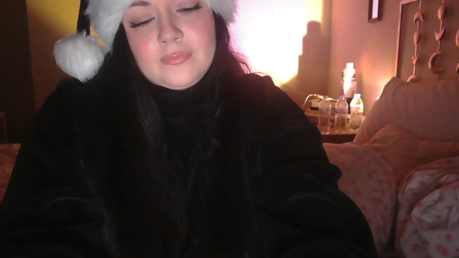 Gallery image thumbnail from TitsMcgeee's myfreecams stream on, 12/26/2024, 08:54 image 17 of 20