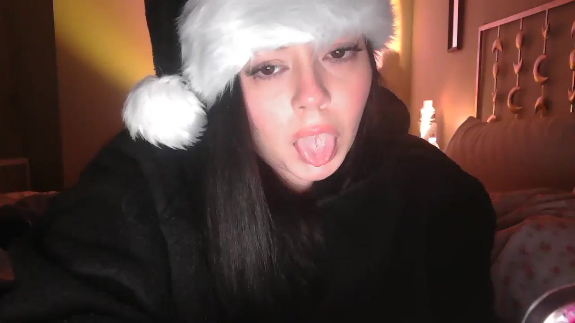 Gallery image thumbnail from TitsMcgeee's myfreecams stream on, 12/26/2024, 10:08 image 16 of 20