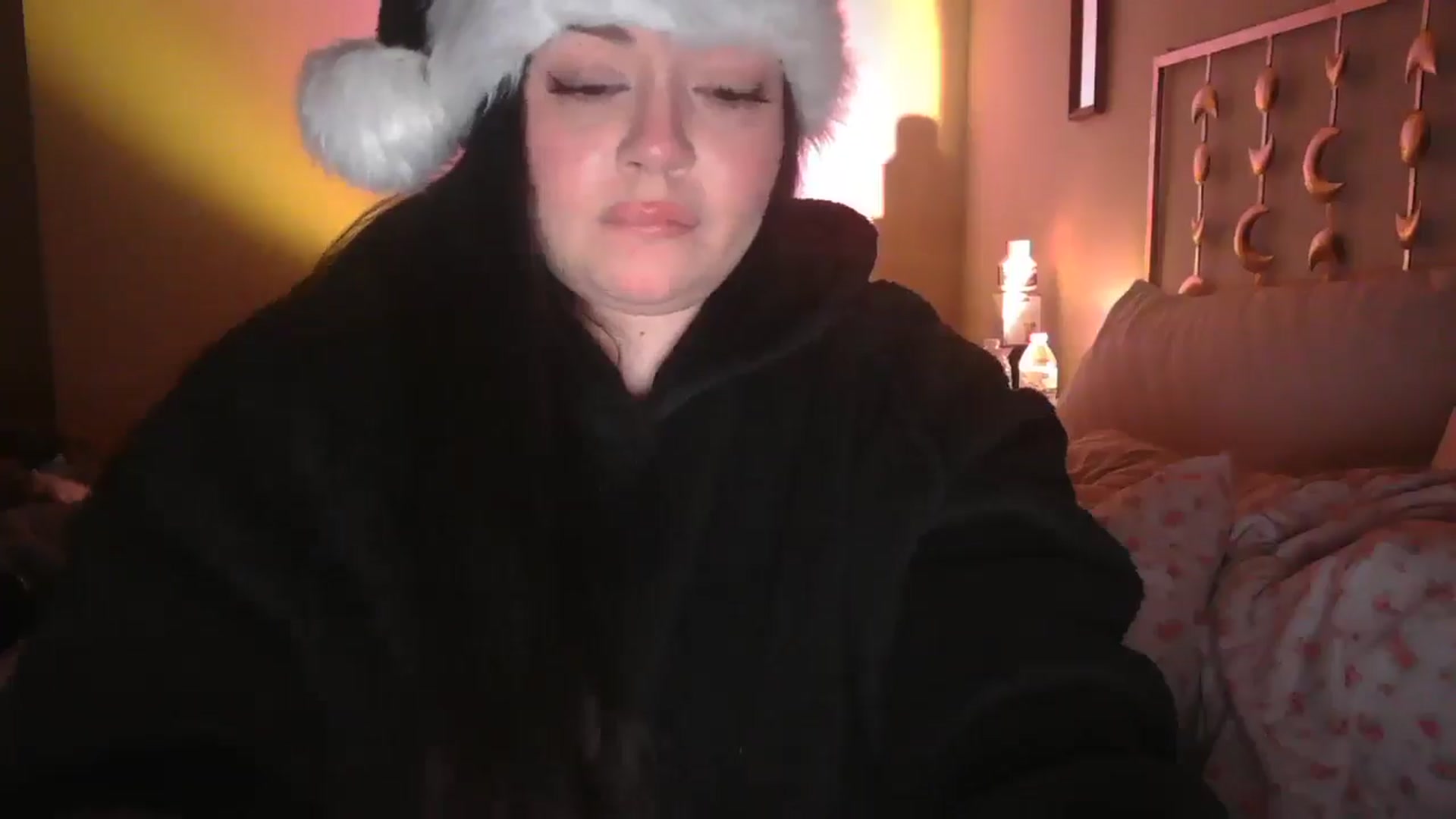 Gallery image thumbnail from TitsMcgeee's myfreecams stream on, 12/26/2024, 10:08 image 6 of 20