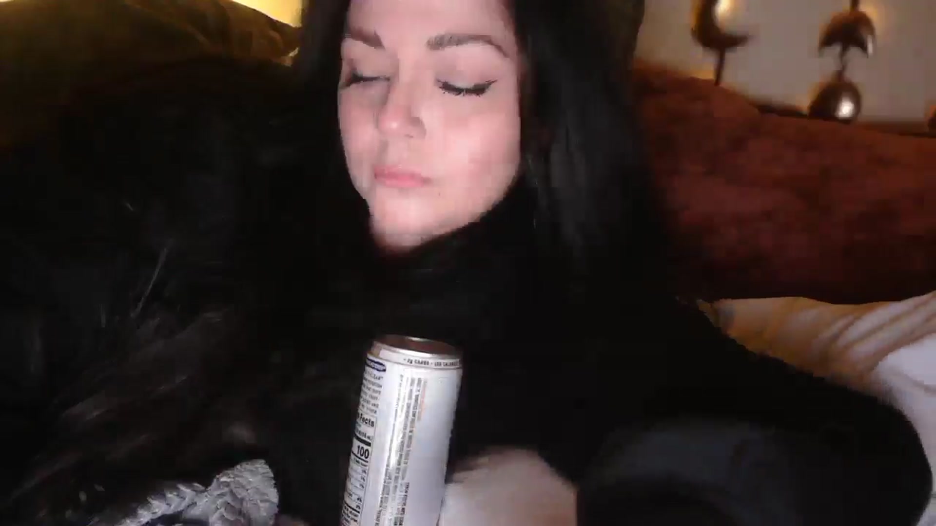 Gallery image thumbnail from TitsMcgeee's myfreecams stream on, 09/07/2025, 11:23 image 12 of 20