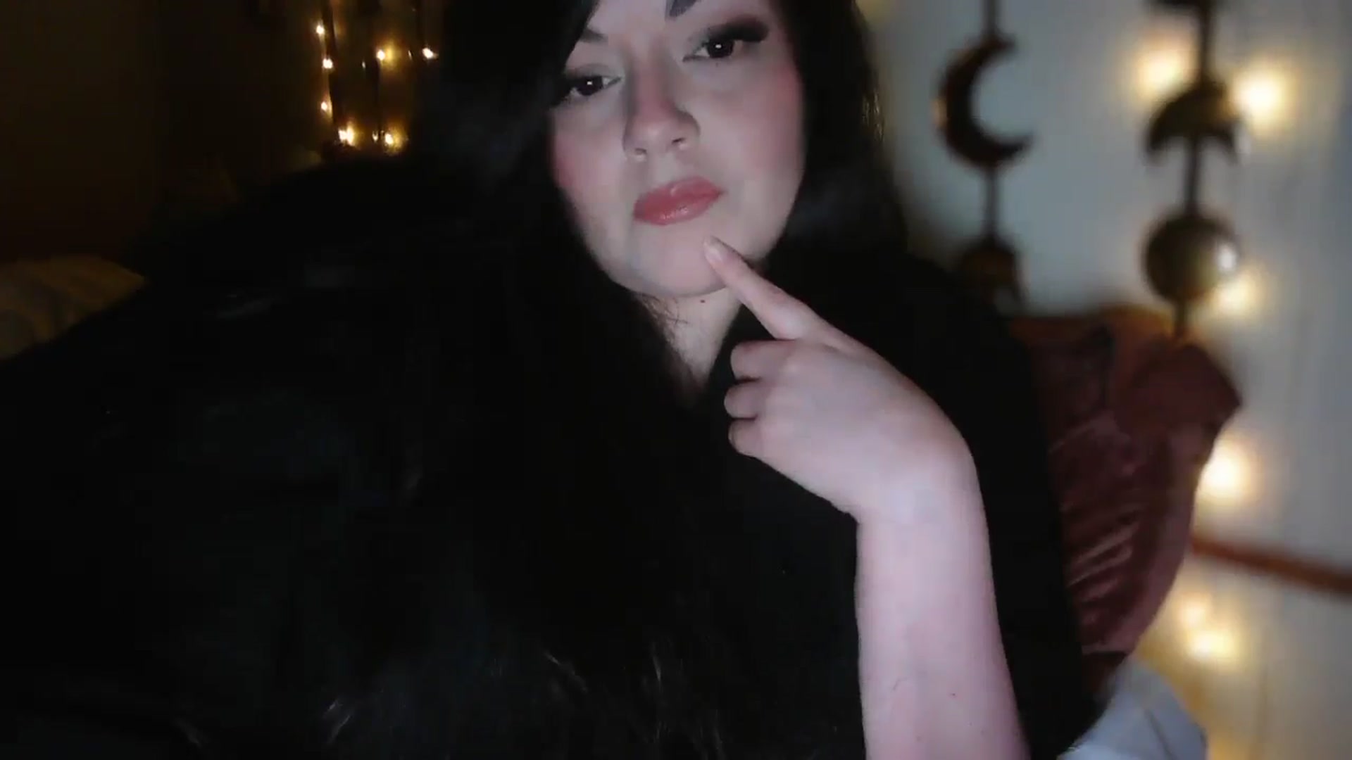 Gallery image thumbnail from TitsMcgeee's myfreecams stream on, 09/13/2025, 06:09 image 16 of 20