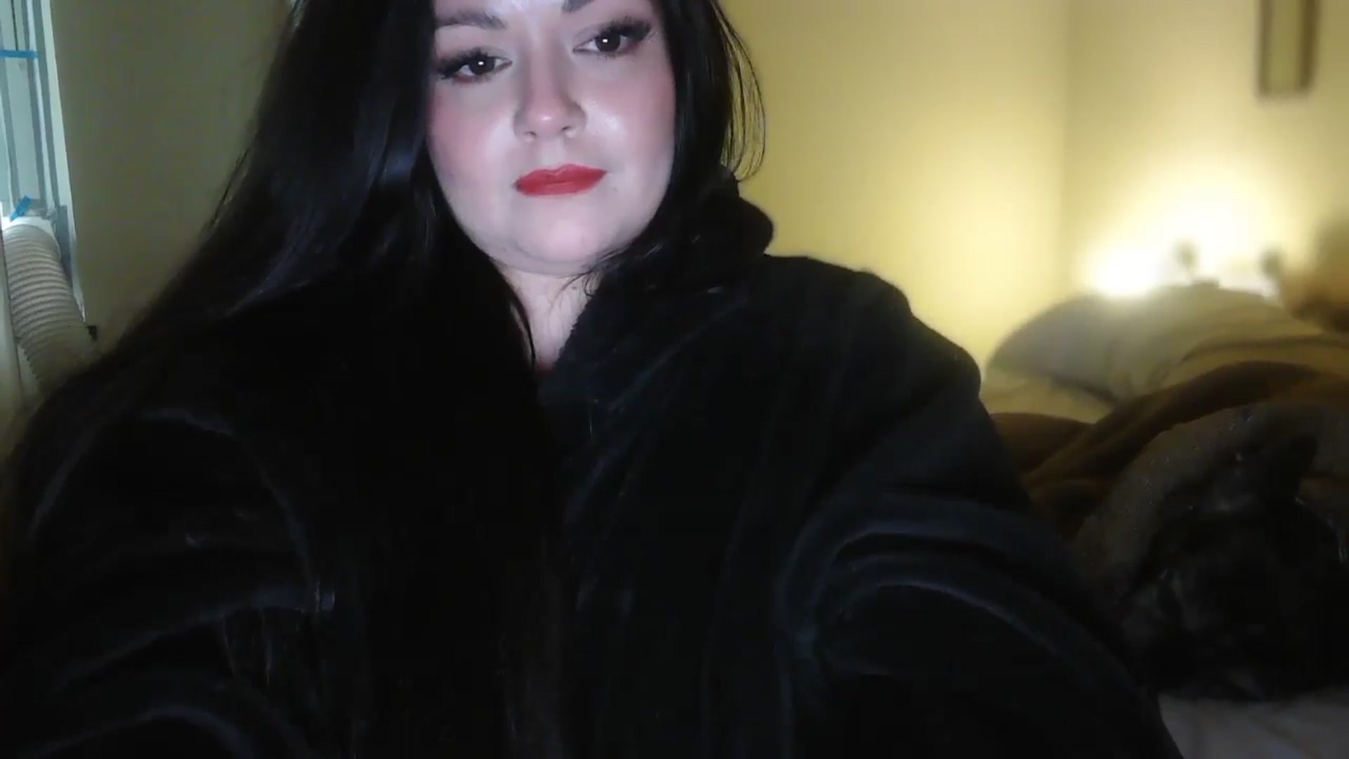 Gallery image thumbnail from TitsMcgeee's myfreecams stream on, 10/04/2025, 24:47 image 12 of 20