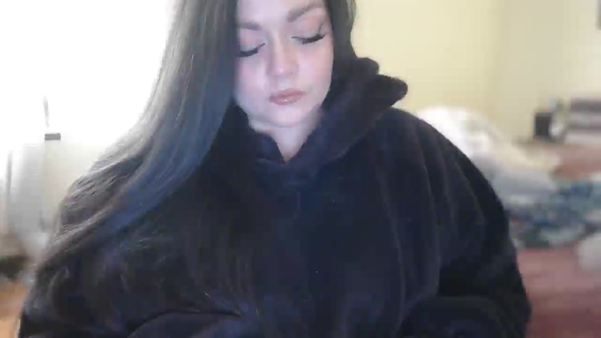 Gallery image thumbnail from TitsMcgeee's myfreecams stream on, 11/02/2025, 21:46 image 13 of 20