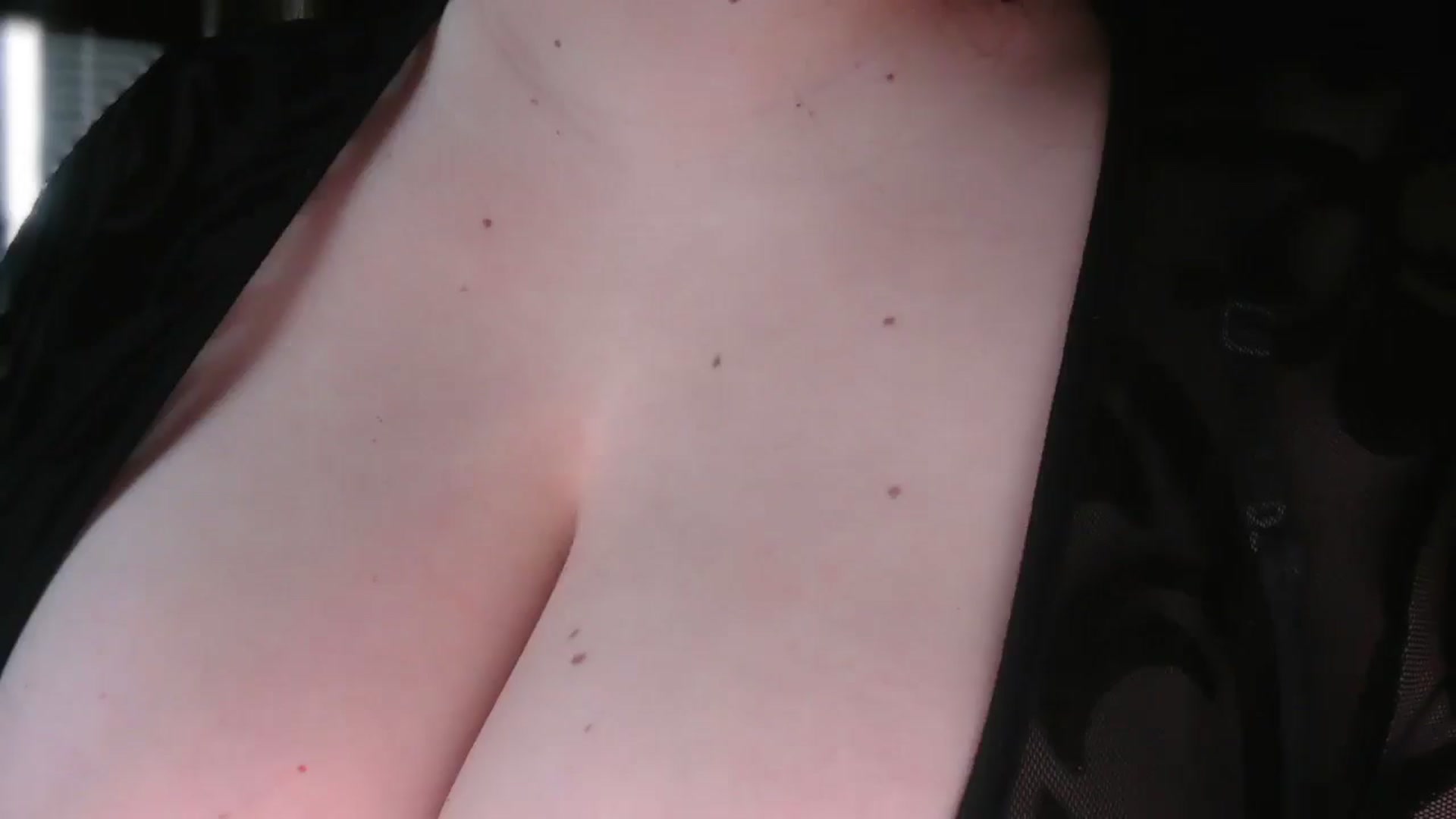 Gallery image thumbnail from TitsMcgeee's myfreecams stream on, 11/09/2025, 16:18 image 2 of 20