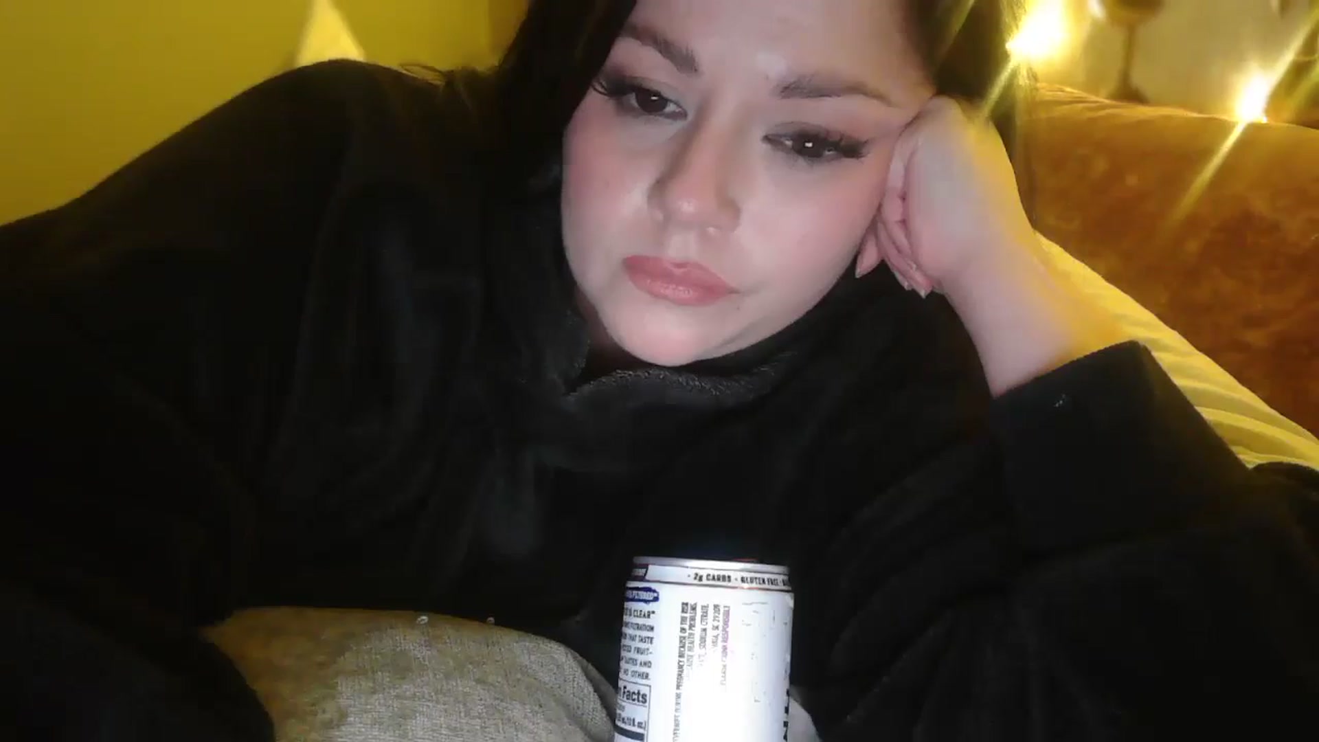 Gallery image thumbnail from TitsMcgeee's myfreecams stream on, 11/17/2025, 06:23 image 9 of 20