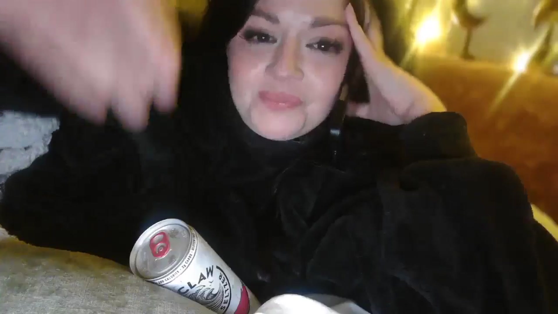 Gallery image thumbnail from TitsMcgeee's myfreecams stream on, 11/17/2025, 06:57 image 2 of 20