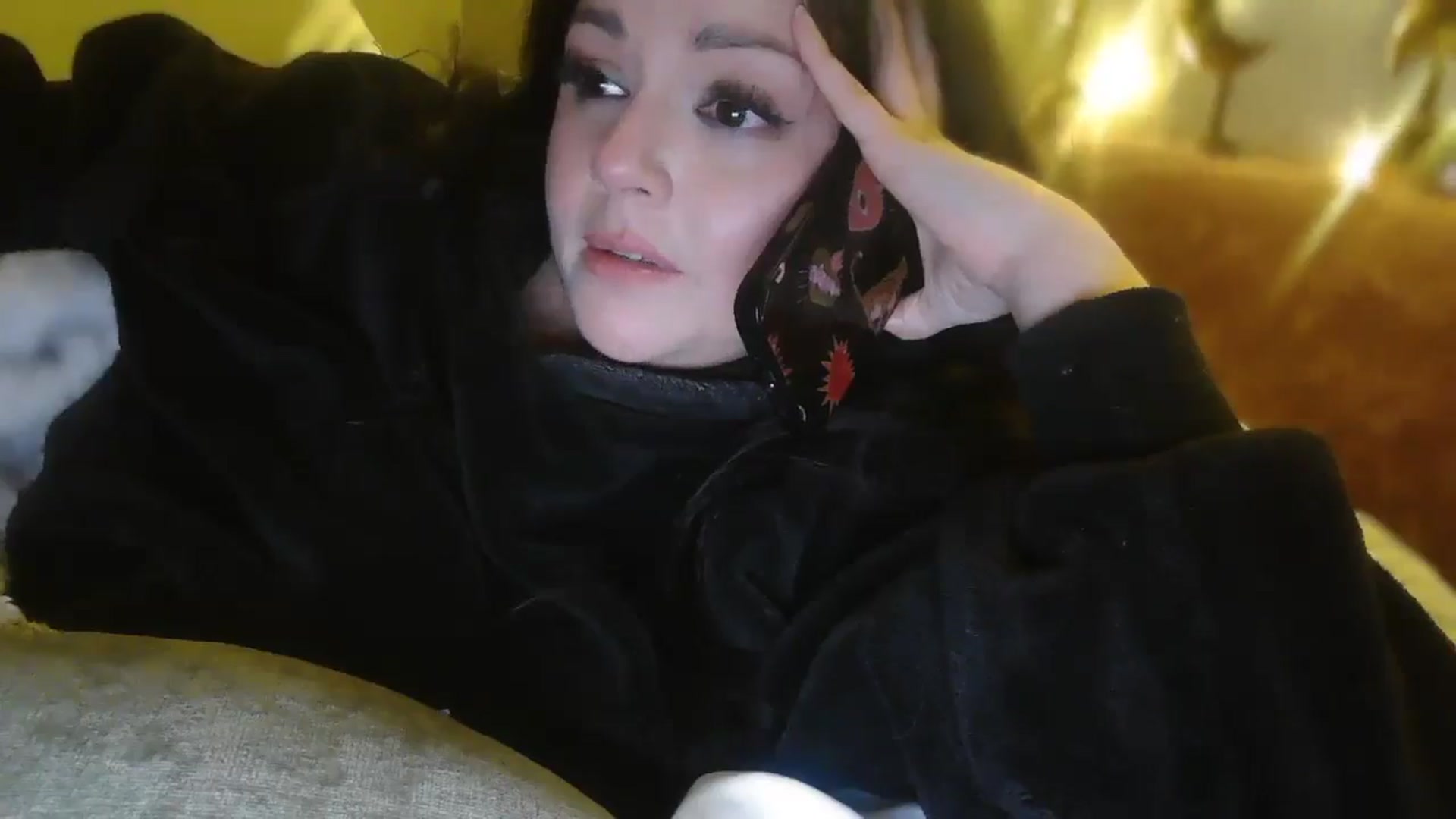 Gallery image thumbnail from TitsMcgeee's myfreecams stream on, 11/17/2025, 06:57 image 6 of 20