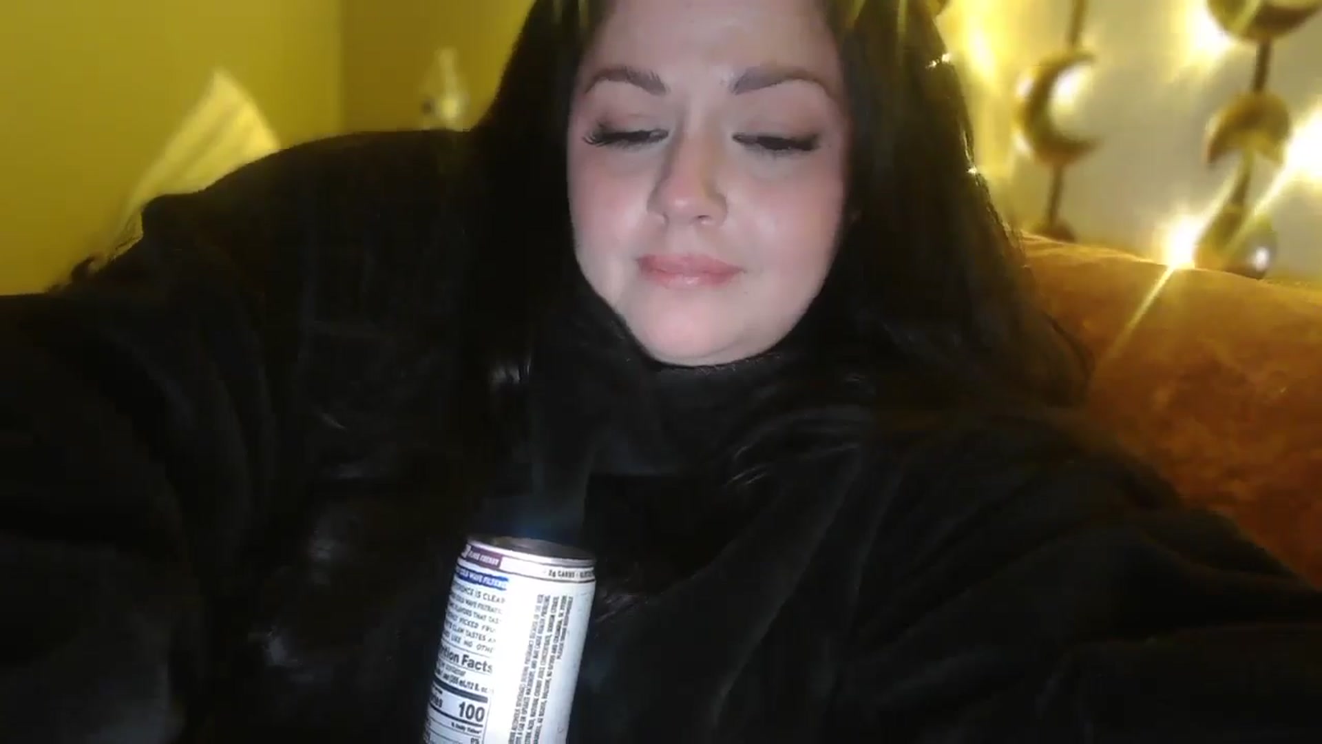 Gallery image thumbnail from TitsMcgeee's myfreecams stream on, 11/17/2025, 06:57 image 15 of 20