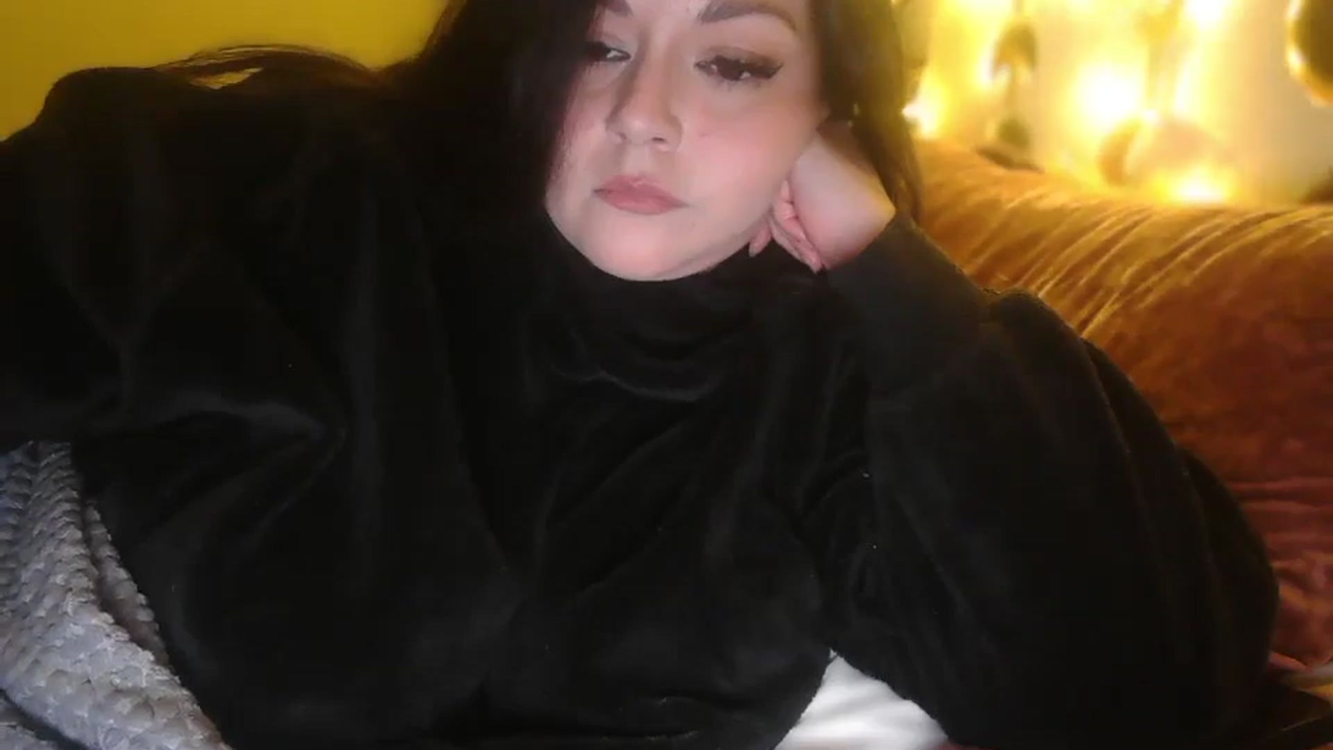 Gallery image thumbnail from TitsMcgeee's myfreecams stream on, 11/26/2025, 07:15 image 15 of 20