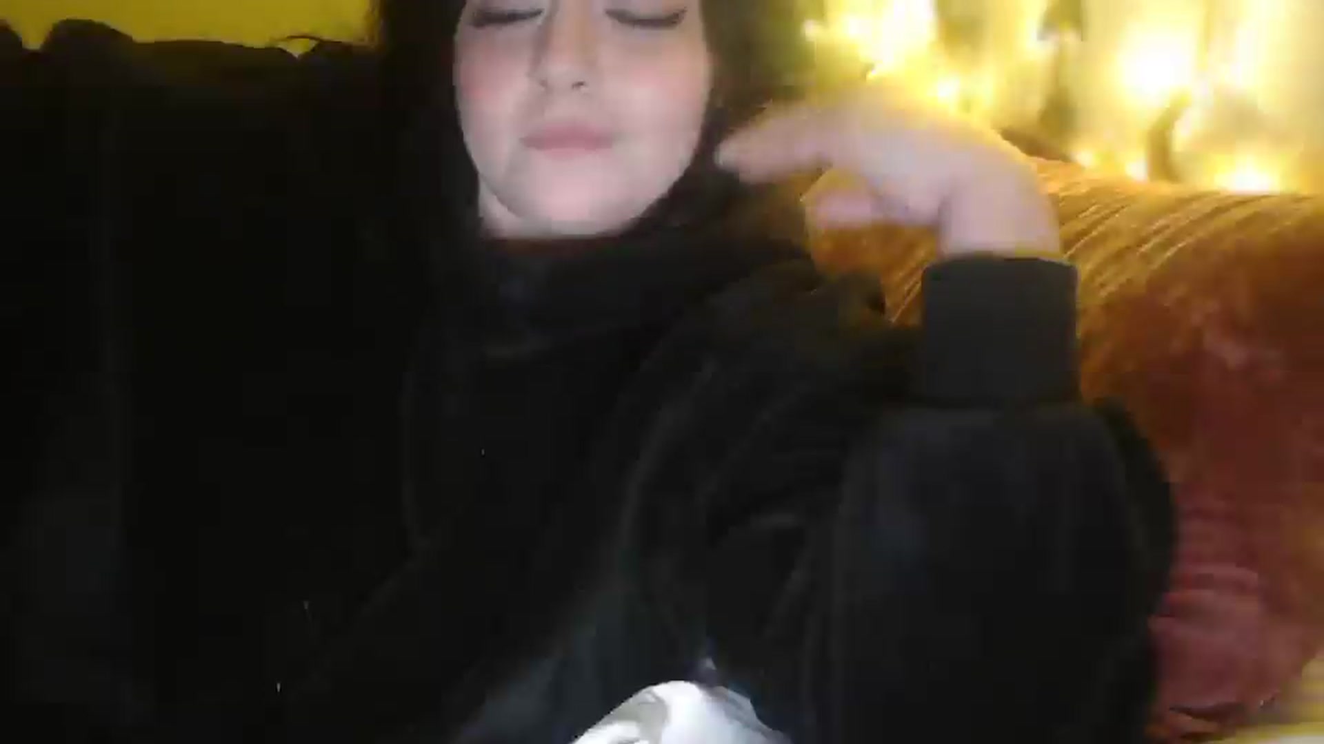 Gallery image thumbnail from TitsMcgeee's myfreecams stream on, 11/26/2025, 07:32 image 7 of 20