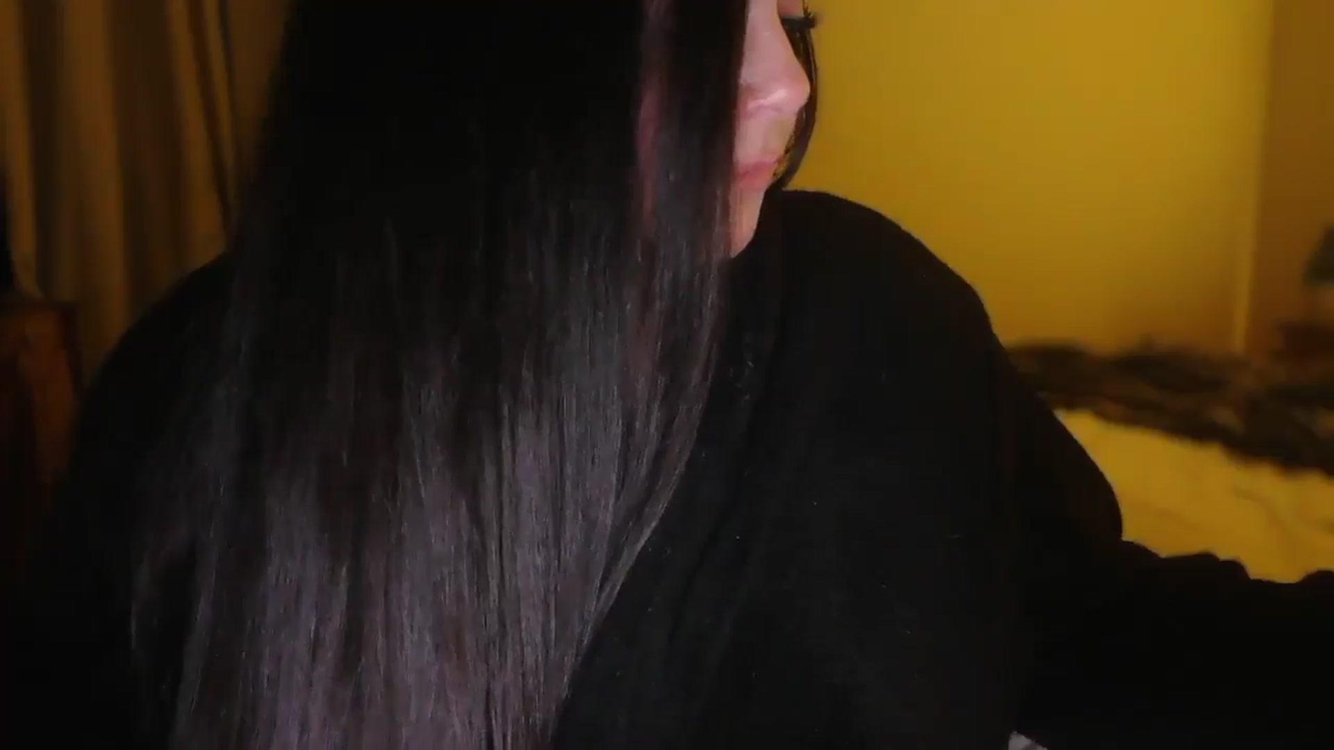 Gallery image thumbnail from TitsMcgeee's myfreecams stream on, 12/15/2025, 02:43 image 11 of 20