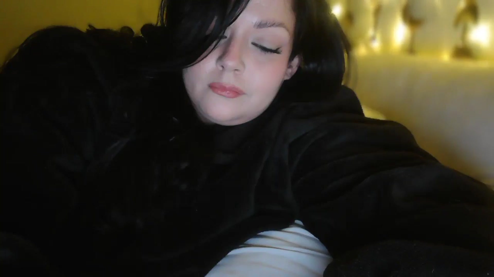 Gallery image thumbnail from TitsMcgeee's myfreecams stream on, 02/07/2026, 11:18 image 12 of 20