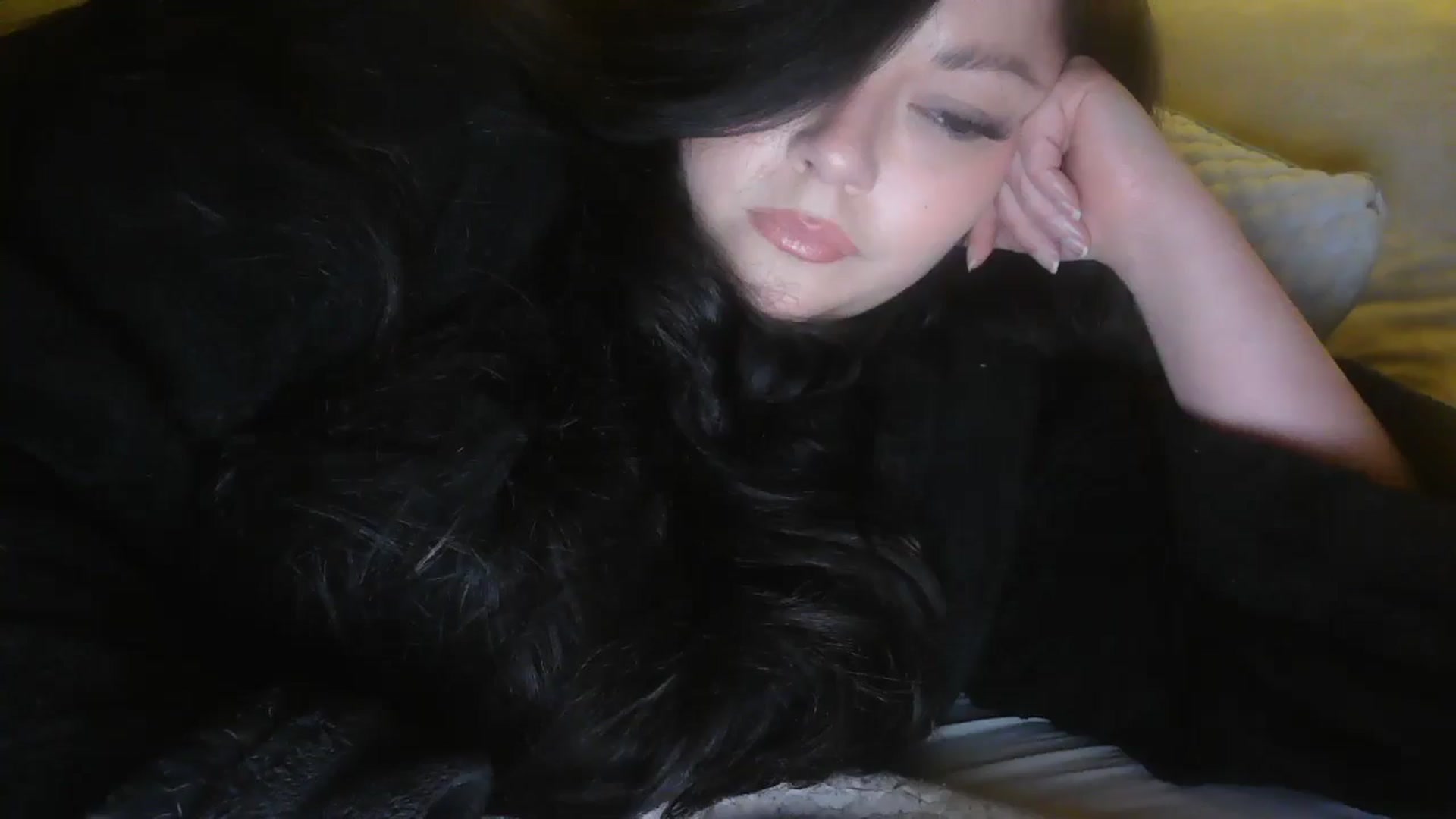 Gallery image thumbnail from TitsMcgeee's myfreecams stream on, 02/15/2026, 12:55 image 4 of 20