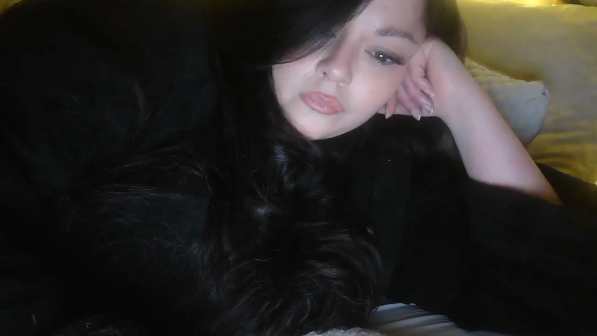 Gallery image thumbnail from TitsMcgeee's myfreecams stream on, 02/15/2026, 12:55 image 6 of 20