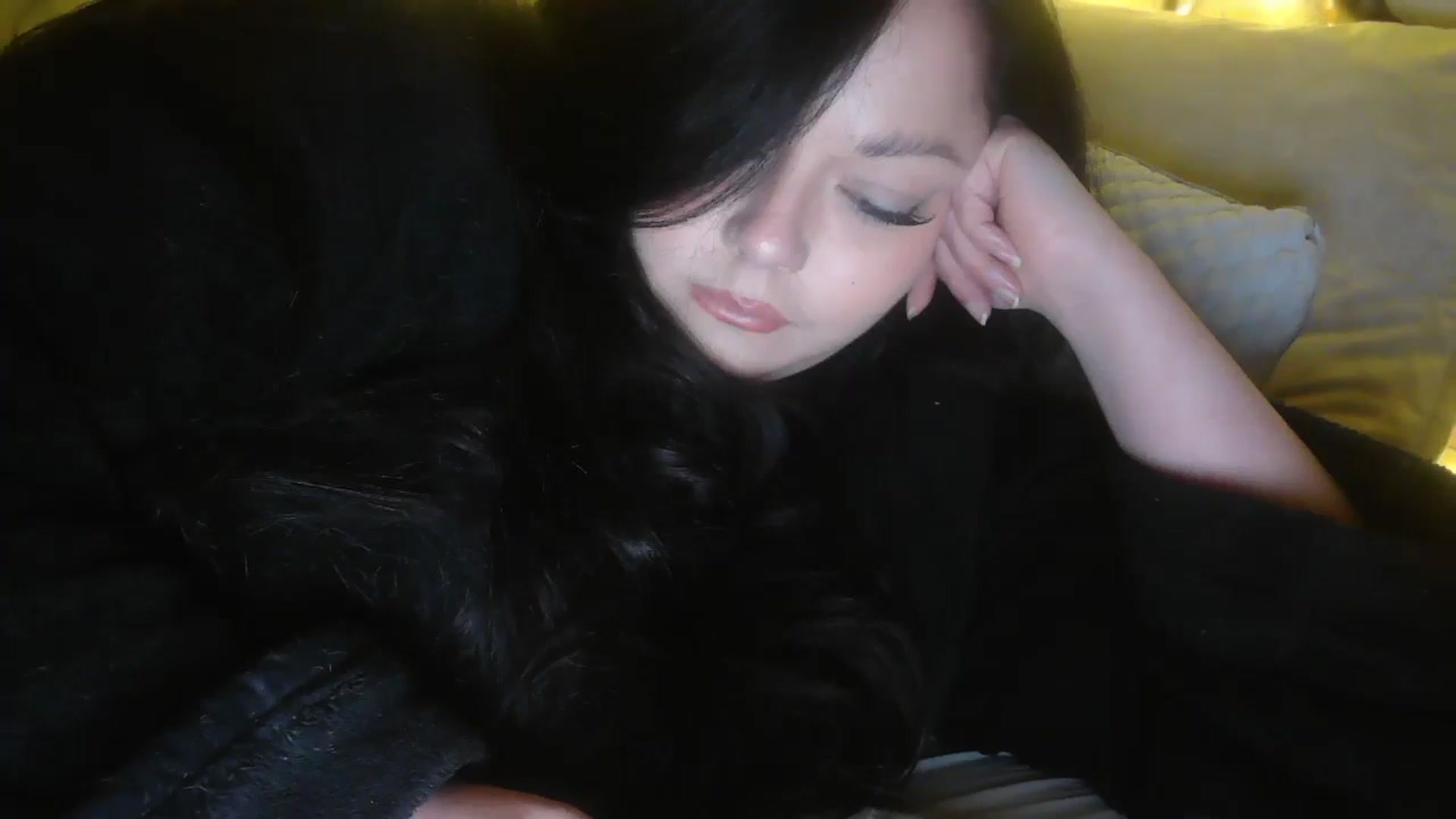 Gallery image thumbnail from TitsMcgeee's myfreecams stream on, 02/15/2026, 12:55 image 7 of 20