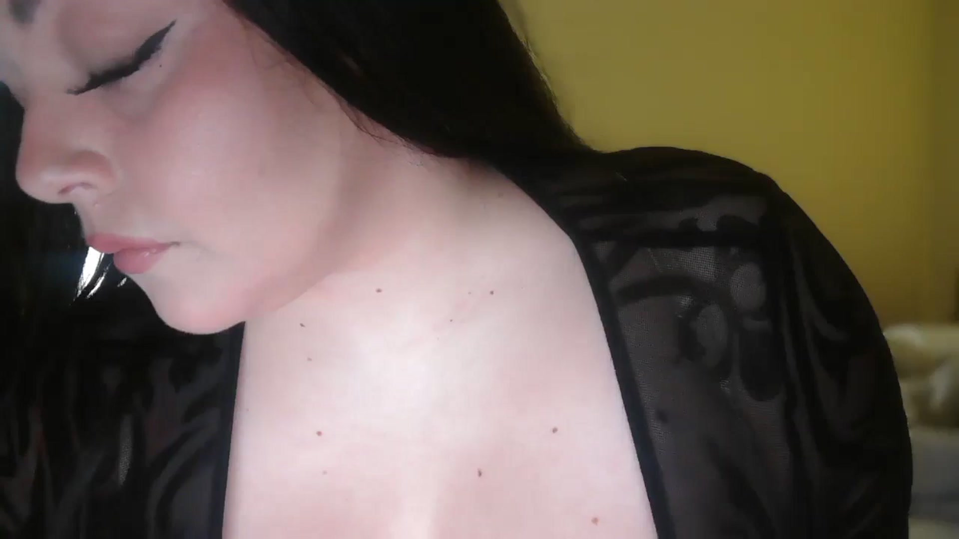 Gallery image thumbnail from TitsMcgeee's myfreecams stream on, 02/19/2026, 18:43 image 20 of 20