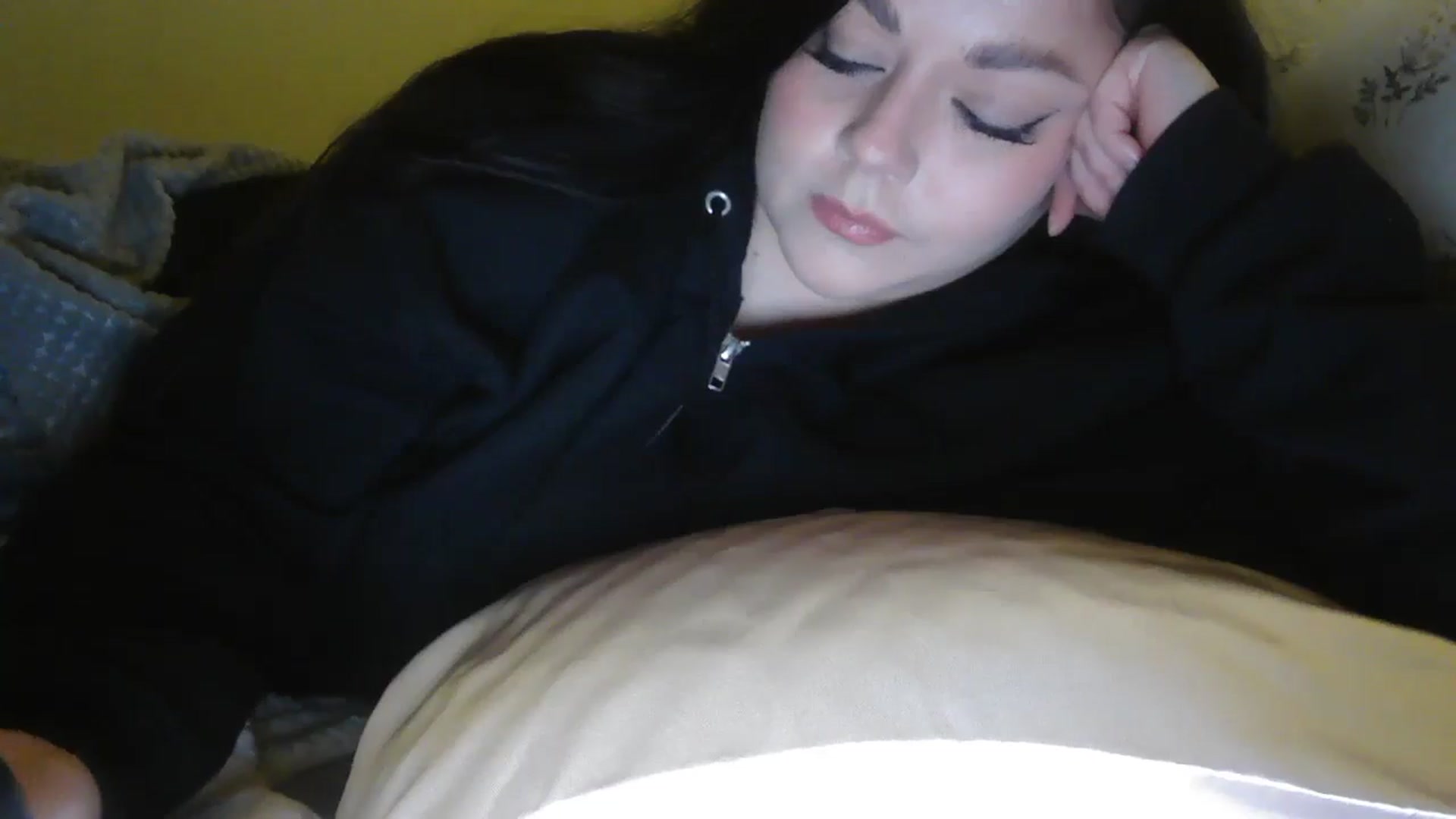 Gallery image thumbnail from TitsMcgeee's myfreecams stream on, 02/23/2026, 22:09 image 16 of 20
