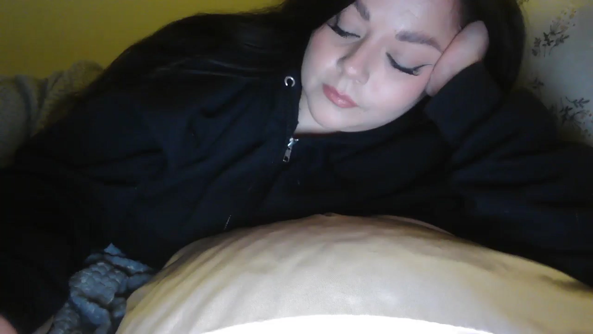 Gallery image thumbnail from TitsMcgeee's myfreecams stream on, 02/23/2026, 22:09 image 14 of 20