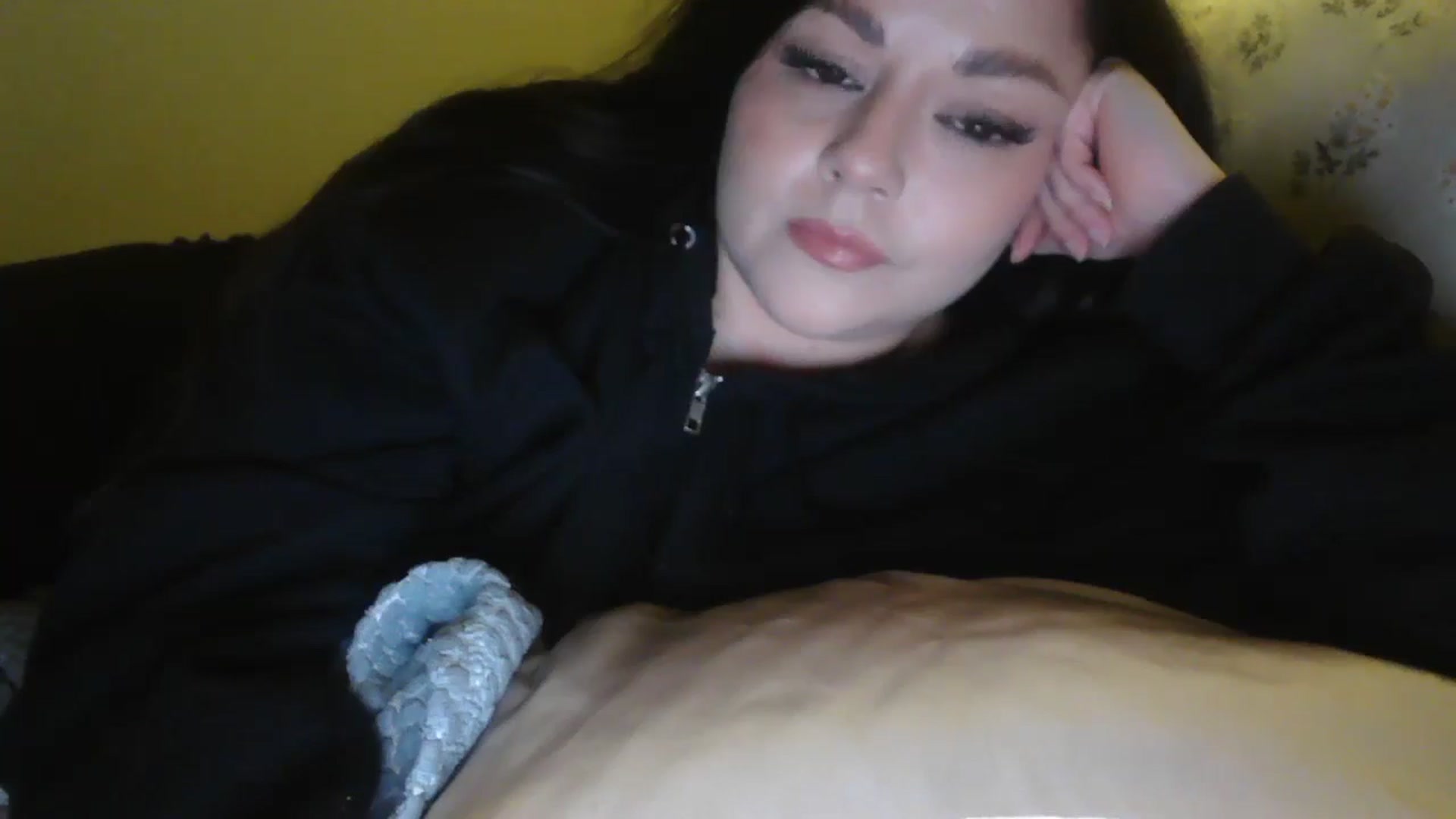 Gallery image thumbnail from TitsMcgeee's myfreecams stream on, 02/23/2026, 22:09 image 12 of 20