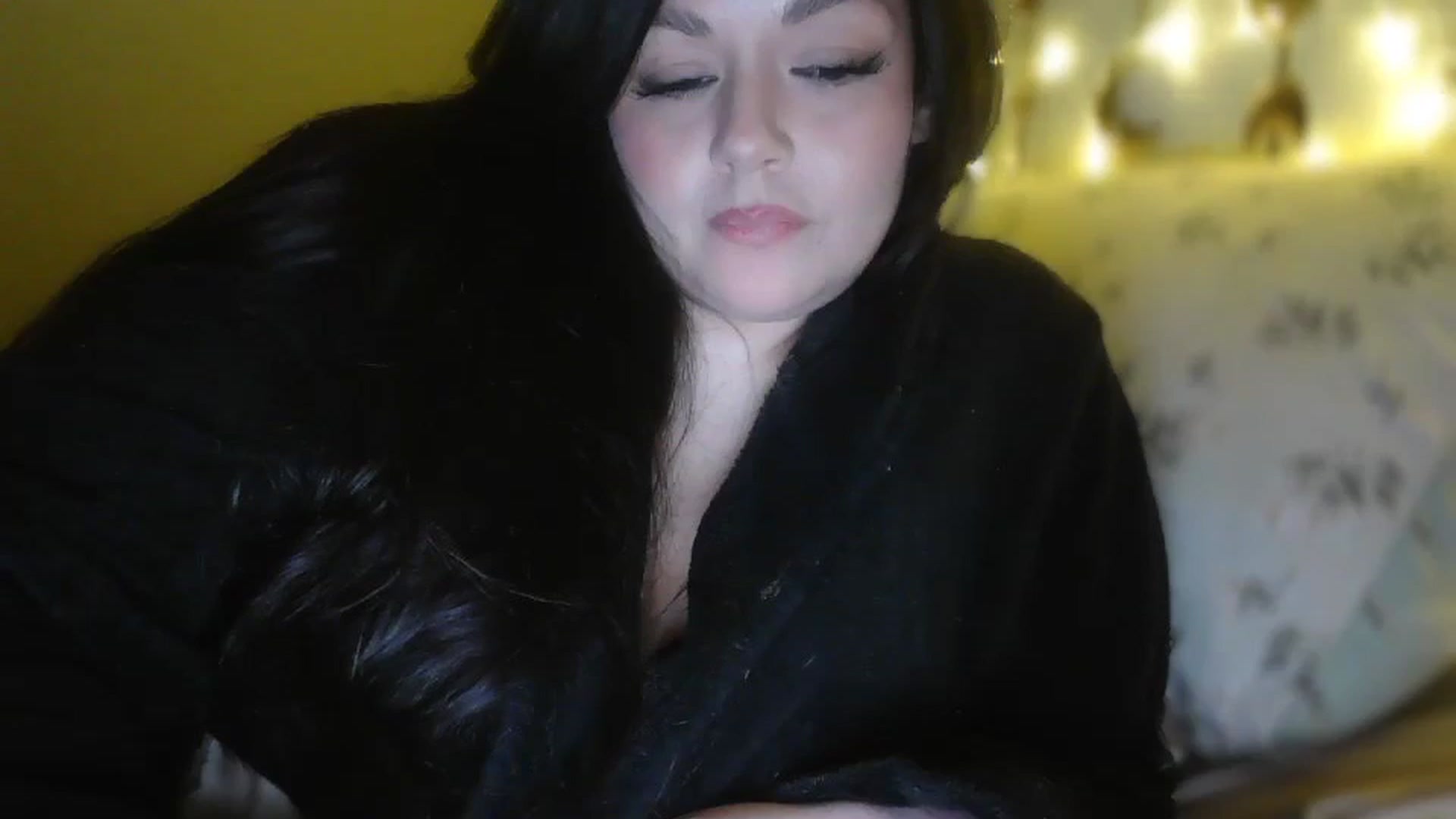 Gallery image thumbnail from TitsMcgeee's myfreecams stream on, 02/28/2026, 04:33 image 8 of 20