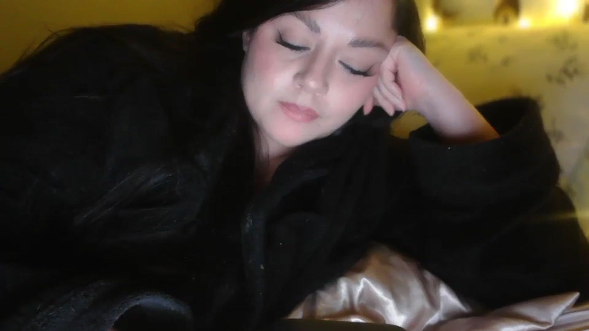 Gallery image thumbnail from TitsMcgeee's myfreecams stream on, 02/28/2026, 04:33 image 9 of 20