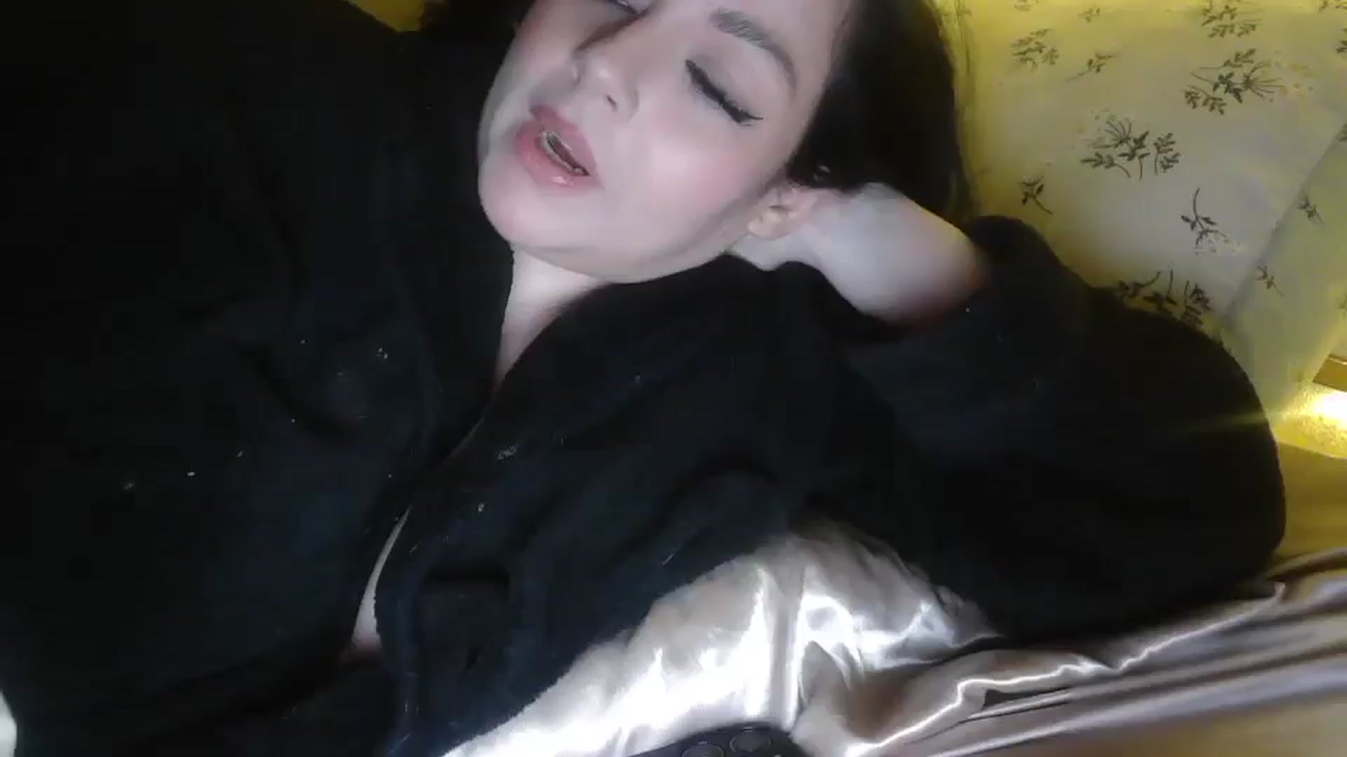 Gallery image thumbnail from TitsMcgeee's myfreecams stream on, 02/28/2026, 04:33 image 15 of 20