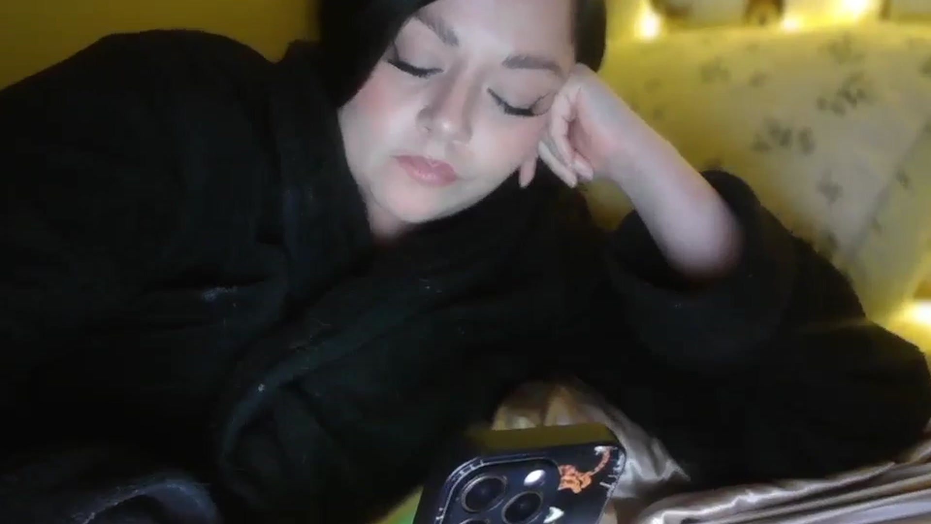 Gallery image thumbnail from TitsMcgeee's myfreecams stream on, 02/28/2026, 04:33 image 12 of 20