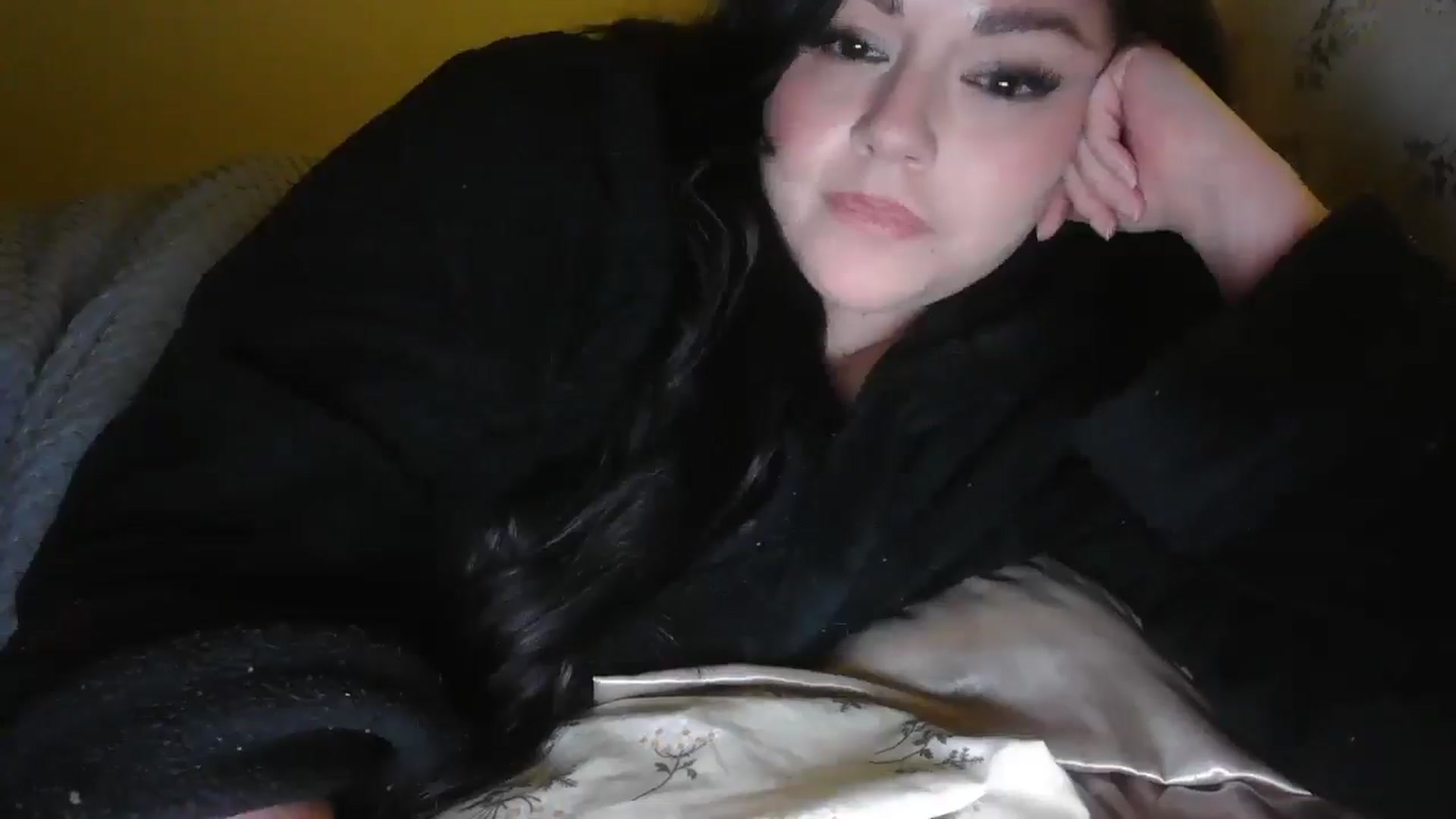 Gallery image thumbnail from TitsMcgeee's myfreecams stream on, 03/03/2026, 04:00 image 12 of 20